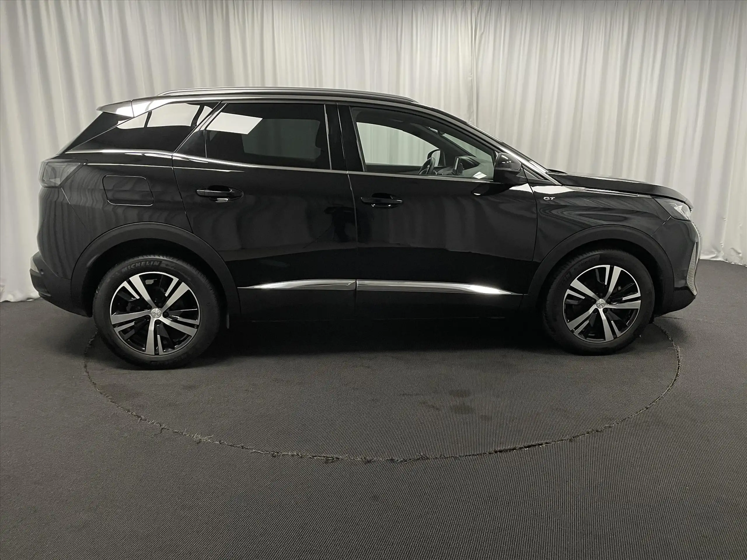 Peugeot - 3008