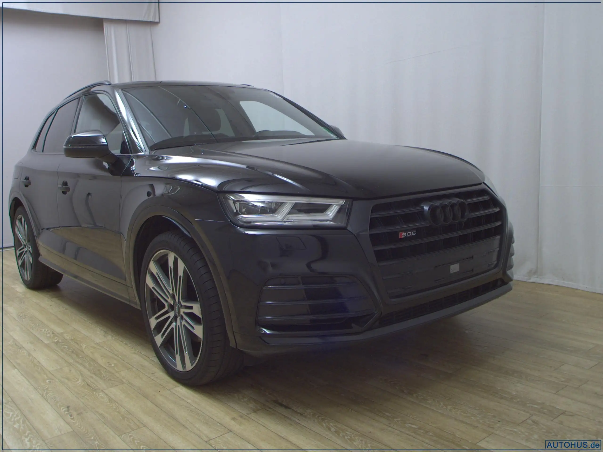 Audi - SQ5