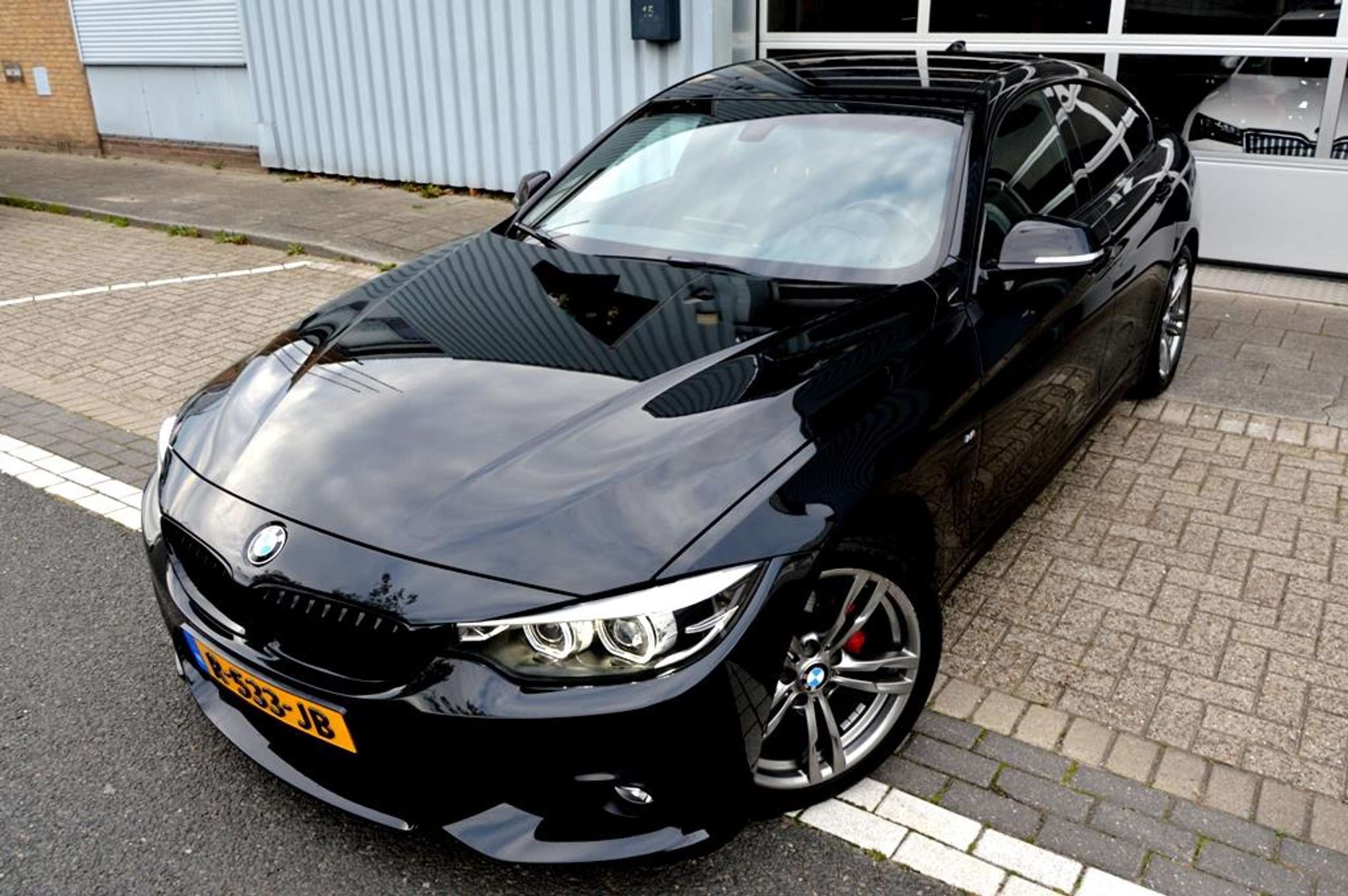 BMW - 420