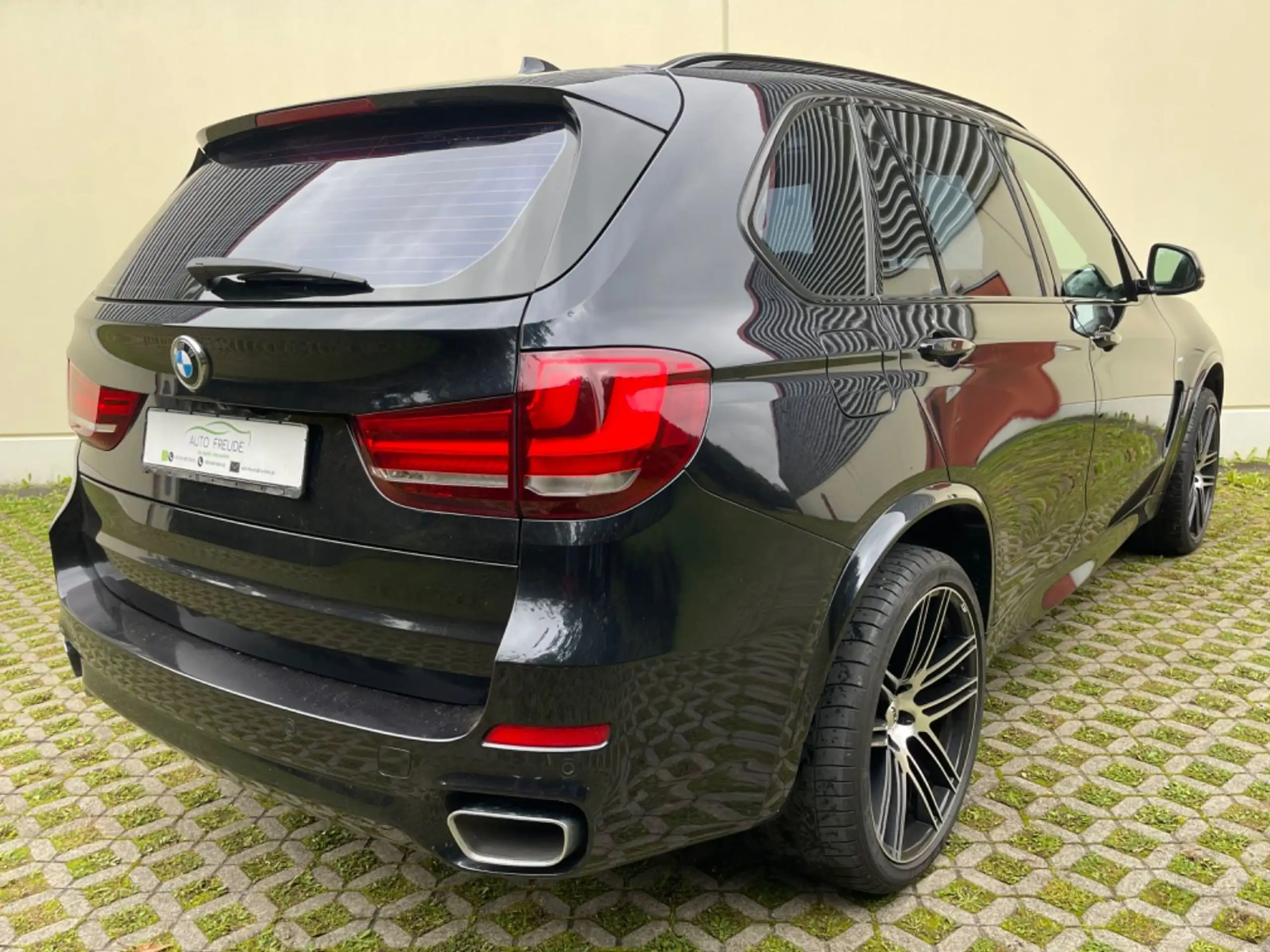 BMW - X5