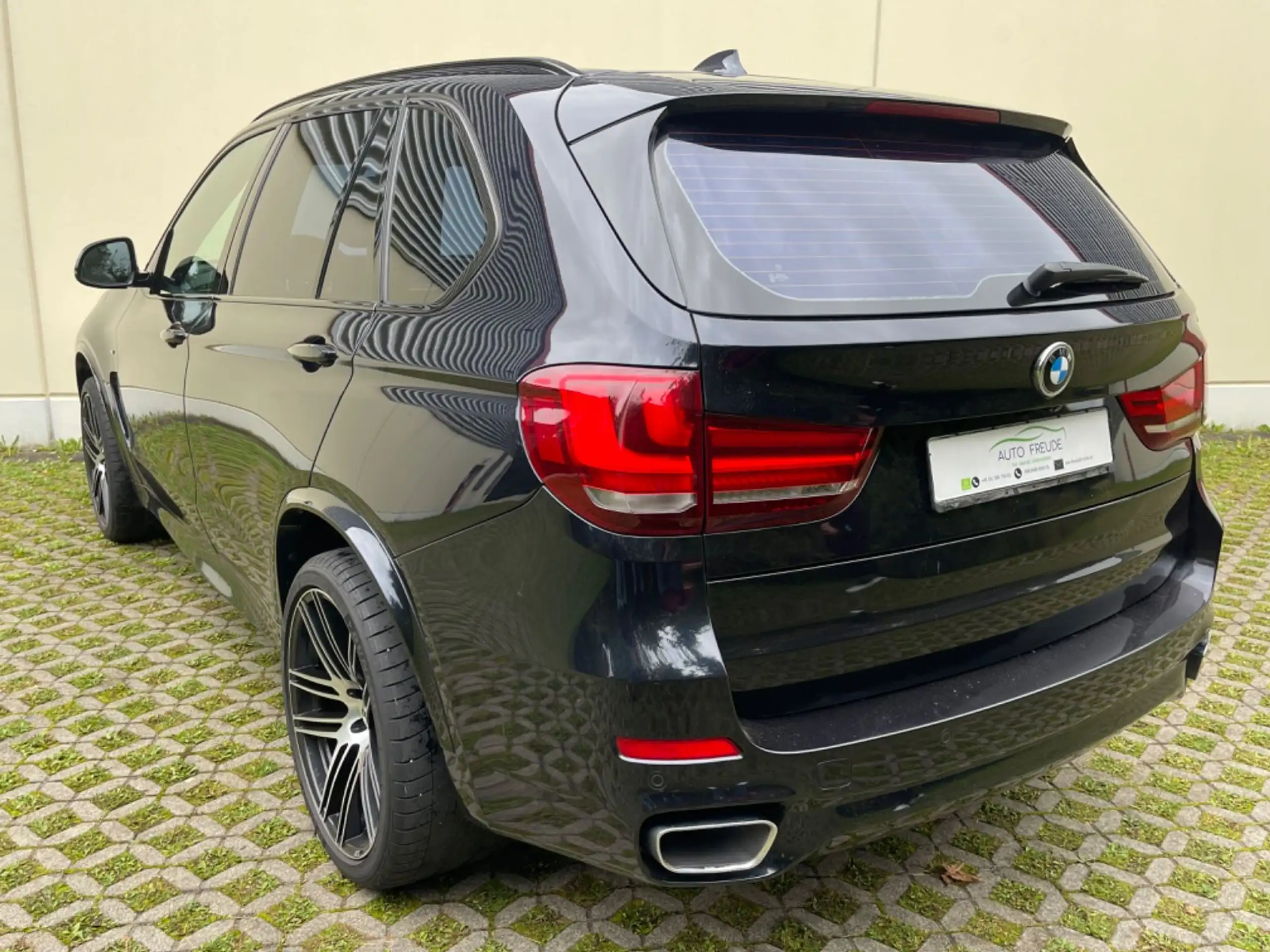 BMW - X5