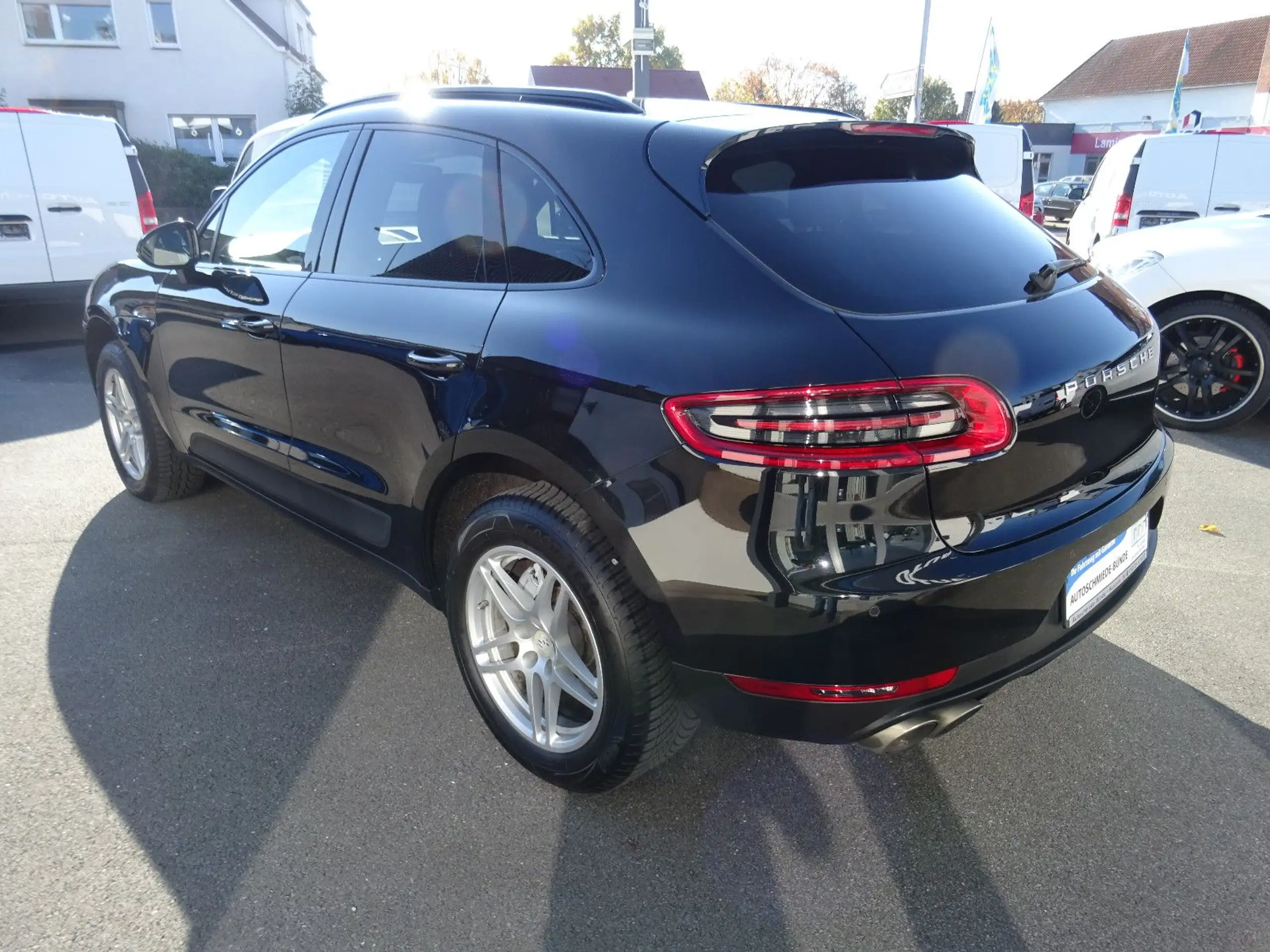 Porsche - Macan