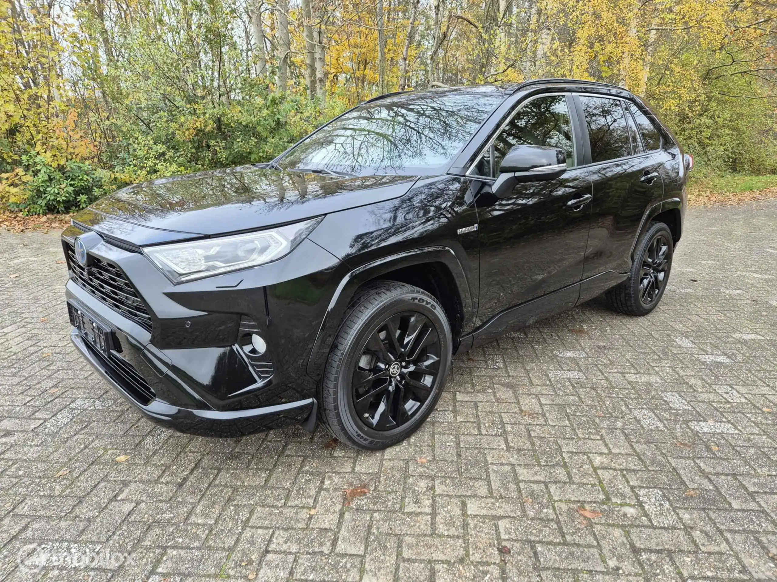 Toyota - RAV 4