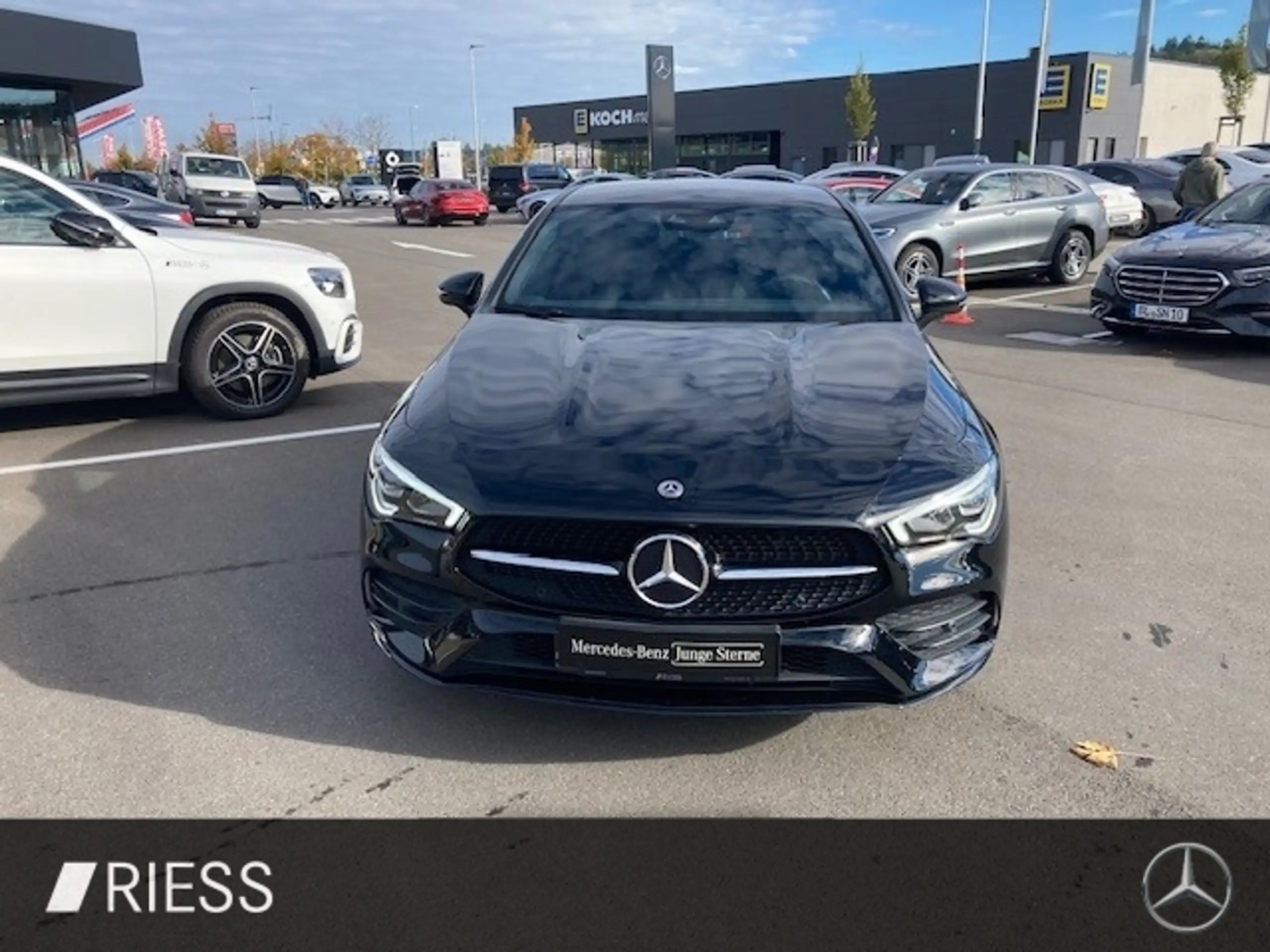 Mercedes-Benz - CLA 250