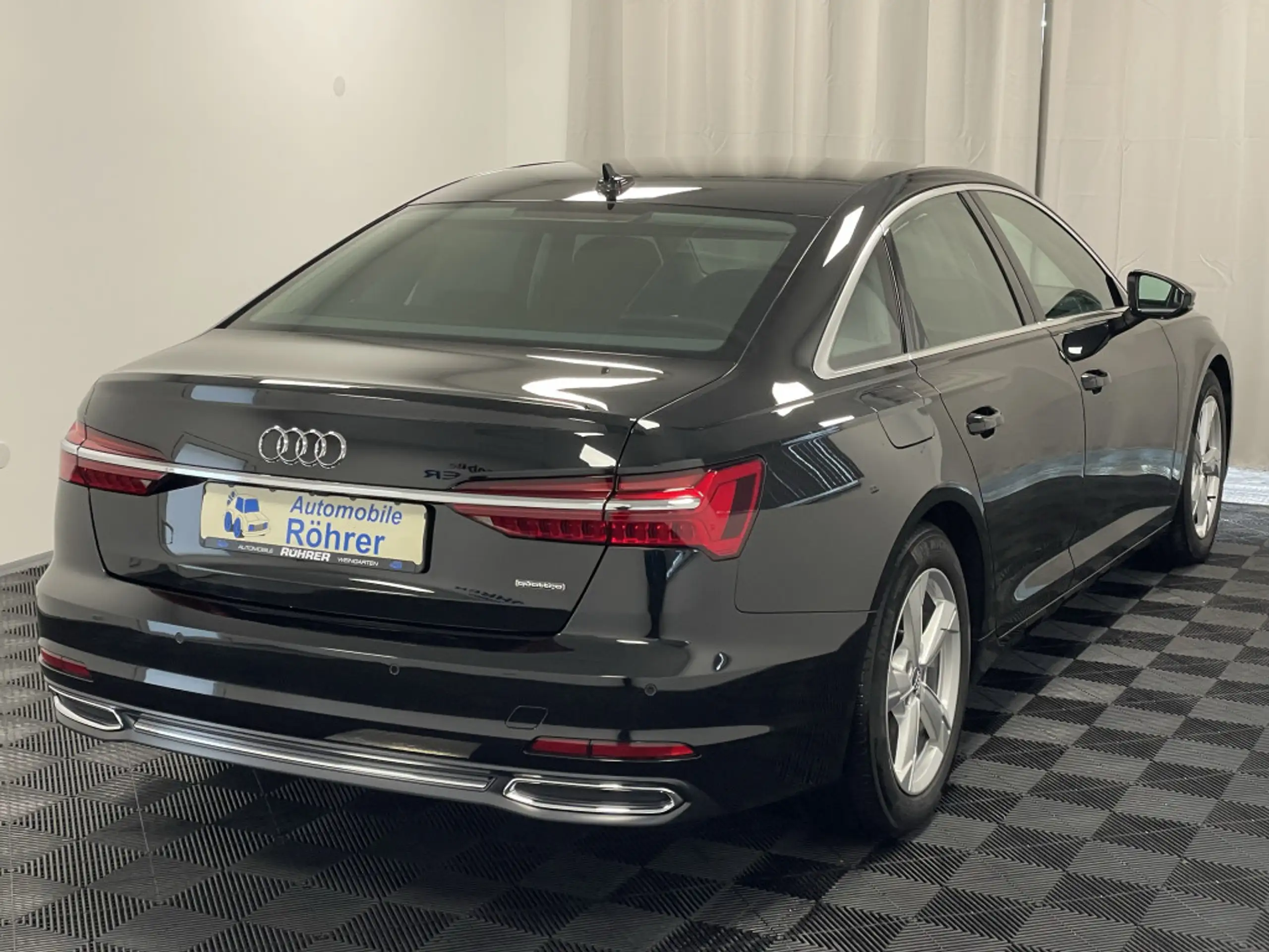 Audi - A6