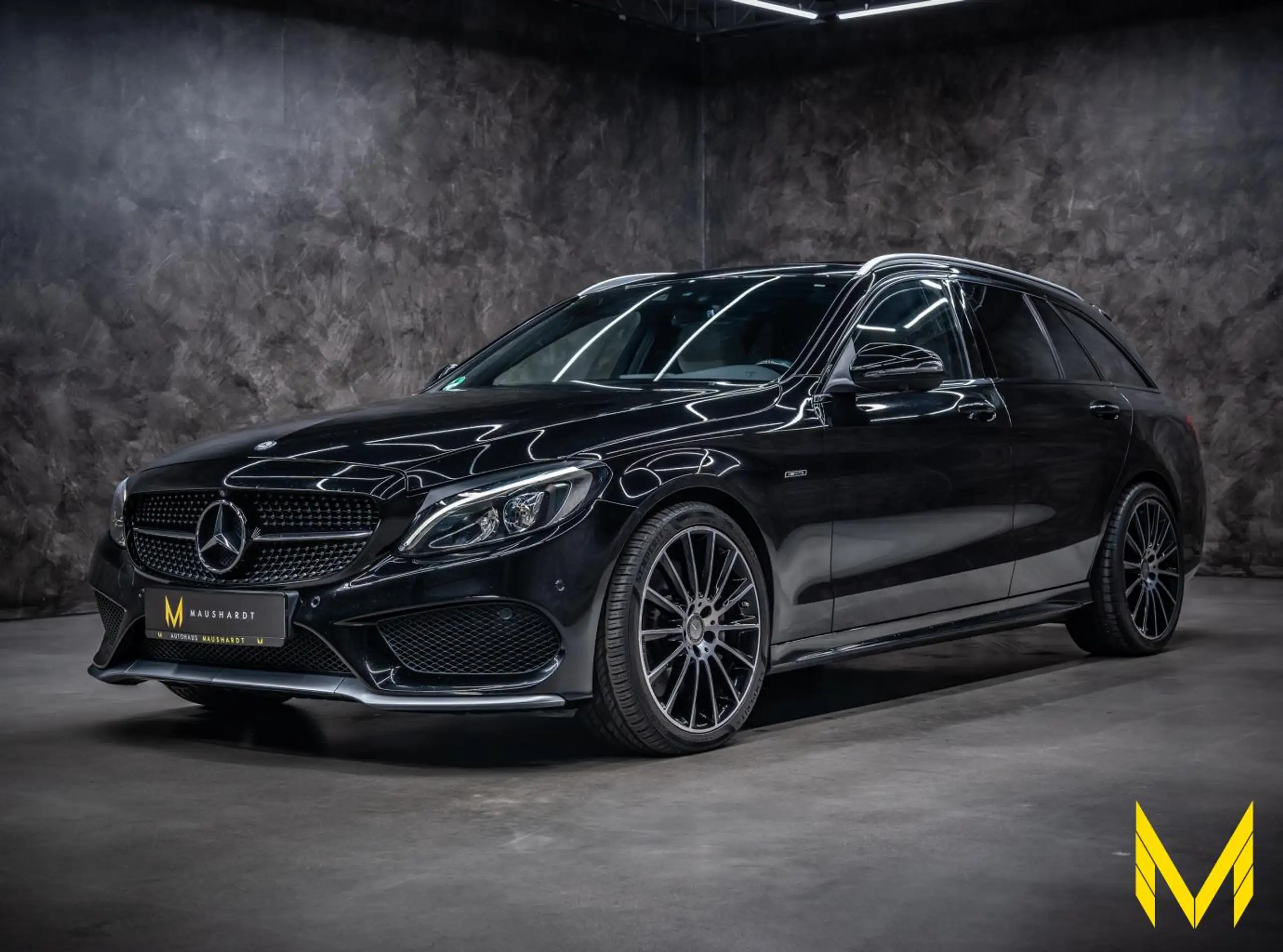 Mercedes-Benz - C 43 AMG