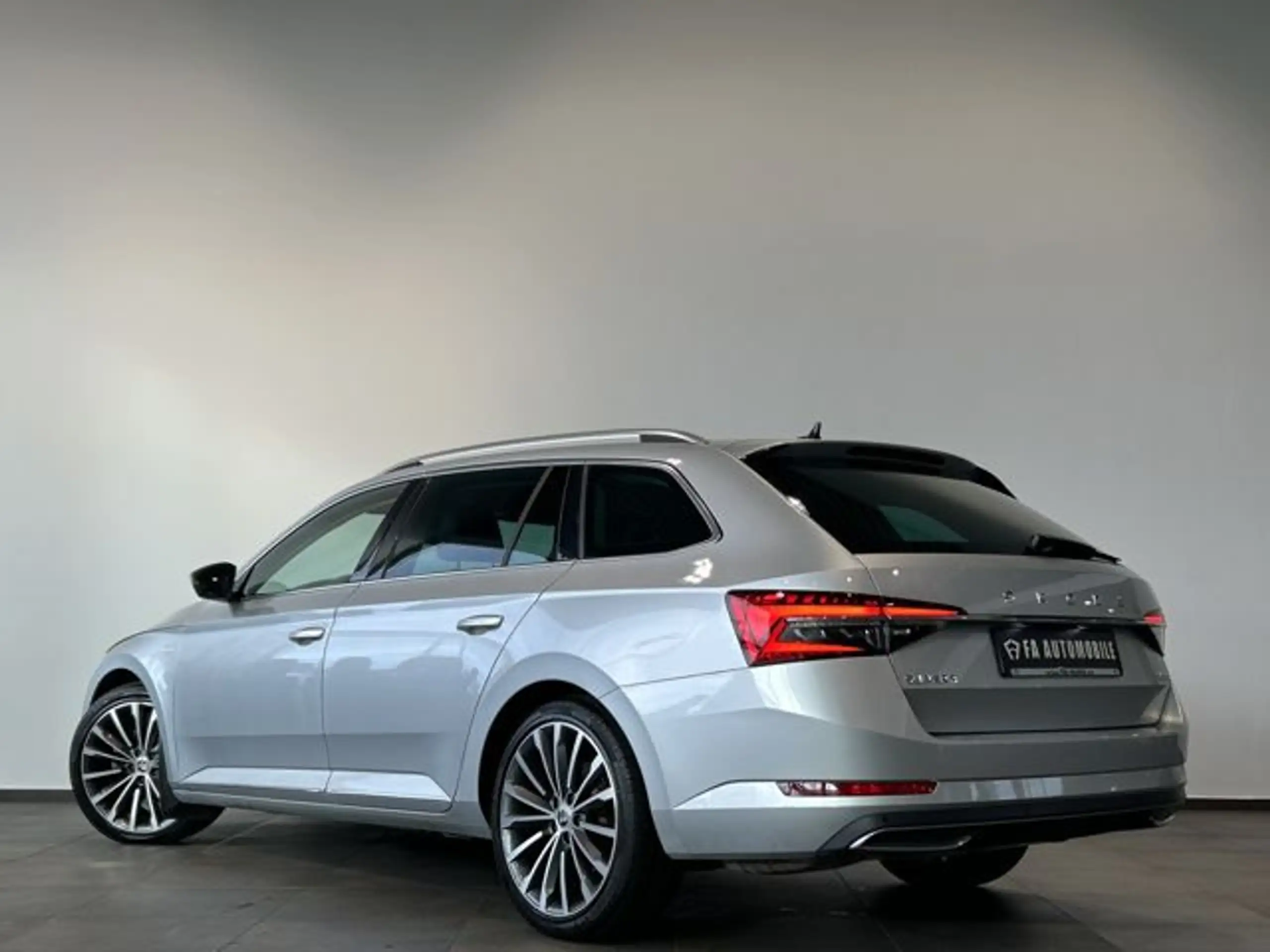 Skoda - Superb