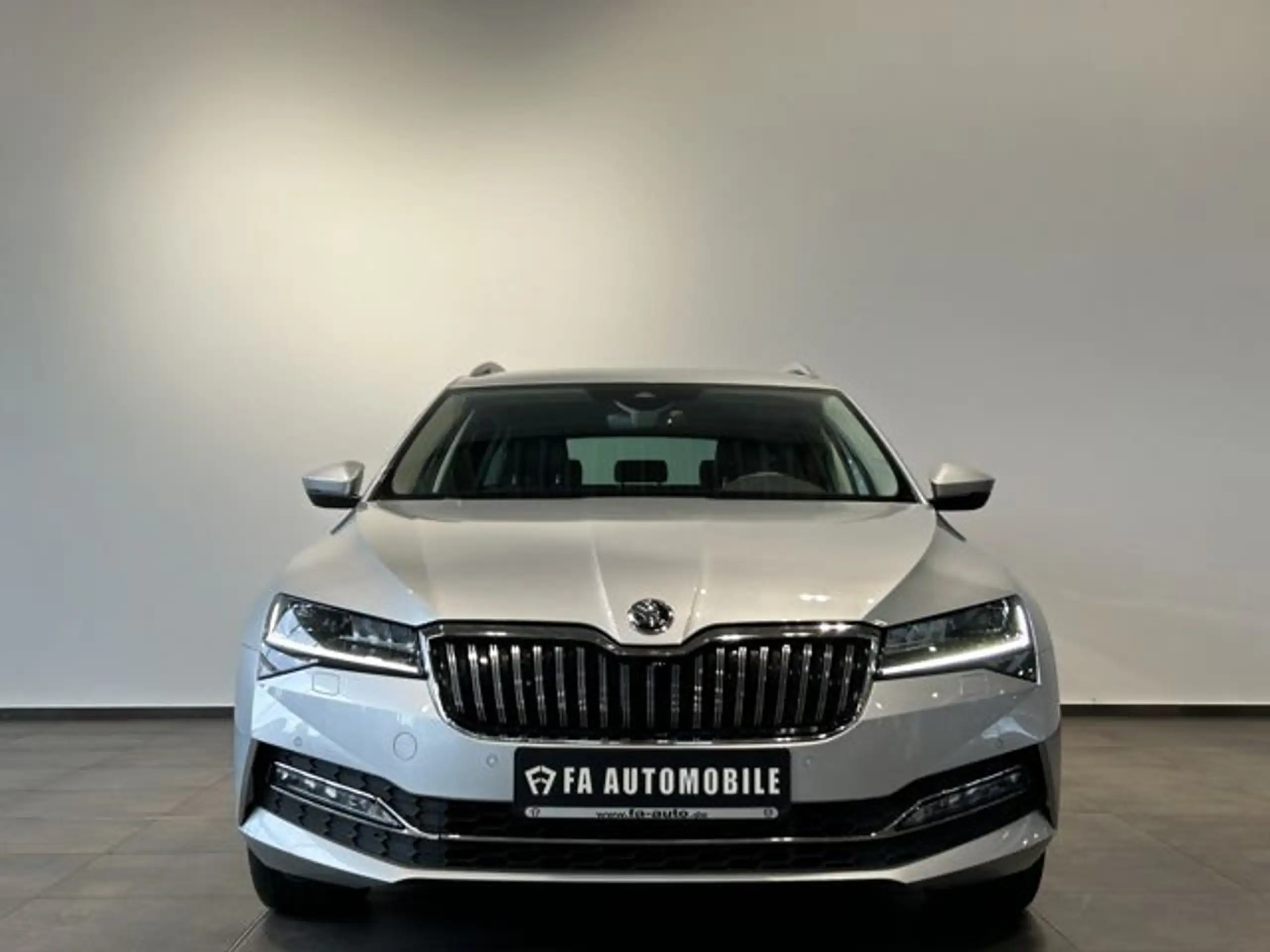 Skoda - Superb