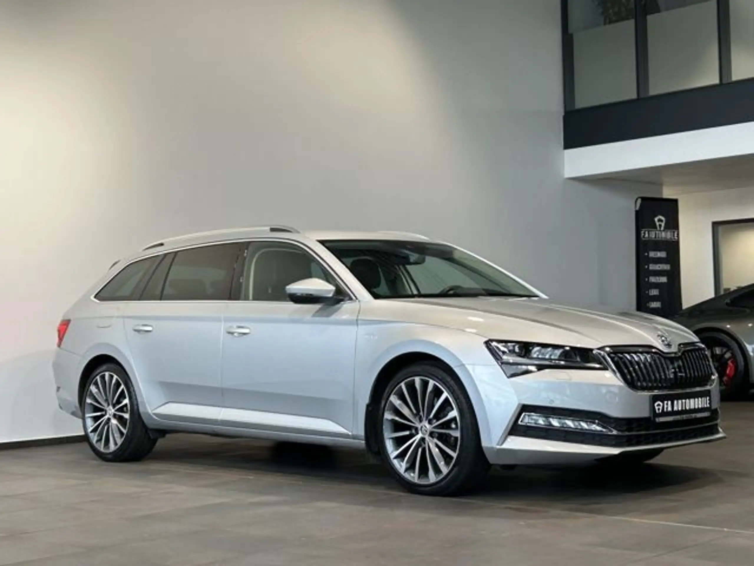 Skoda - Superb