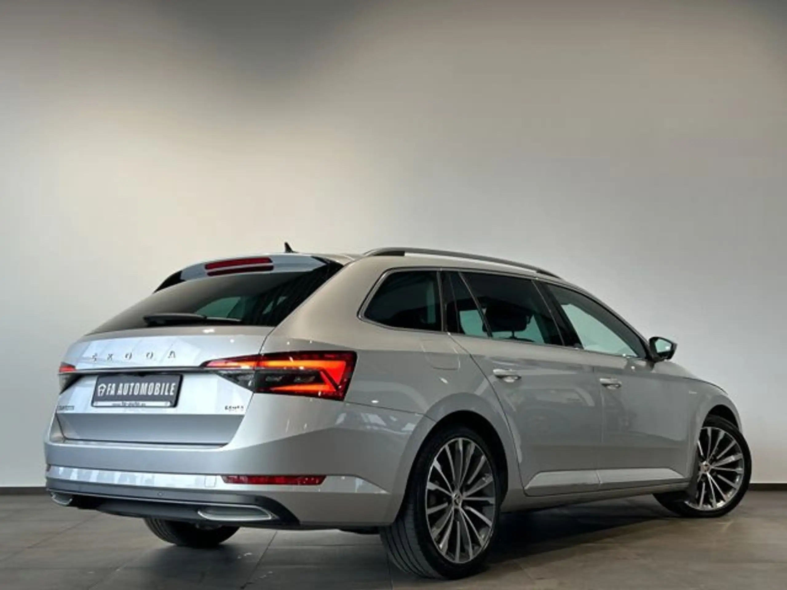 Skoda - Superb