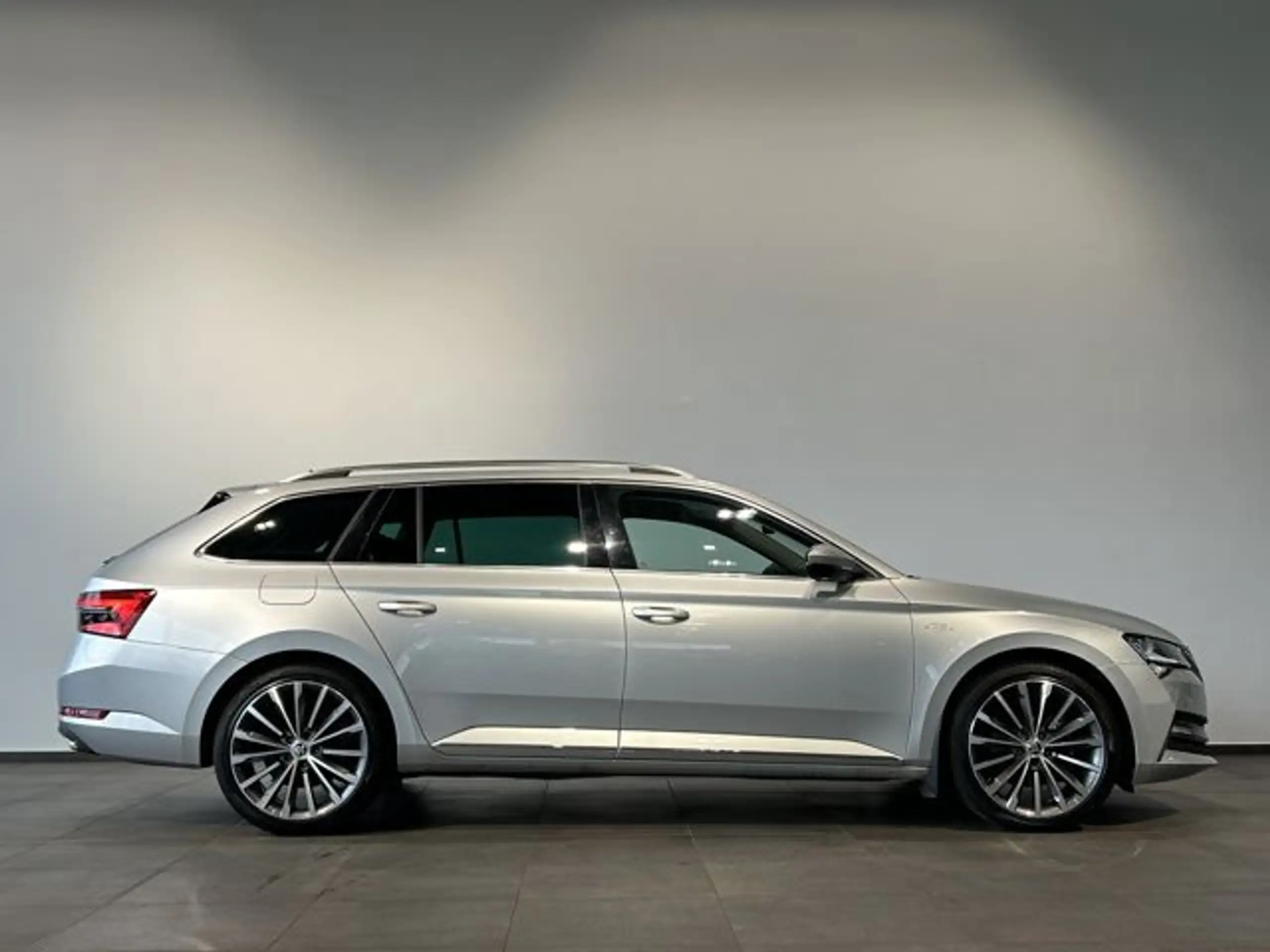 Skoda - Superb