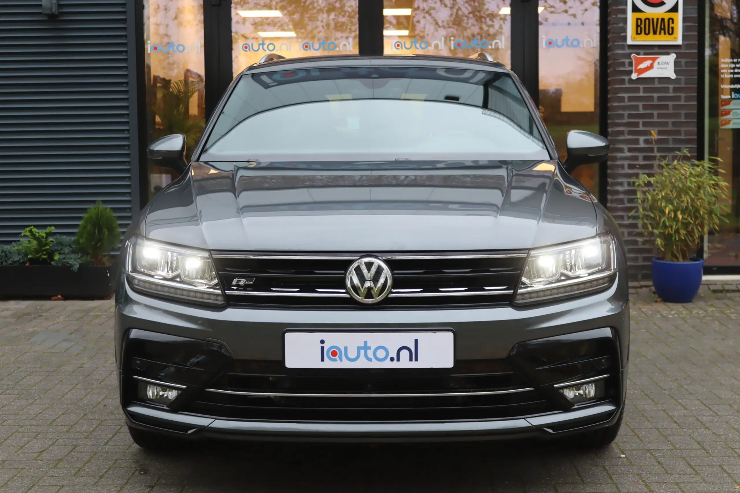 Volkswagen - Tiguan