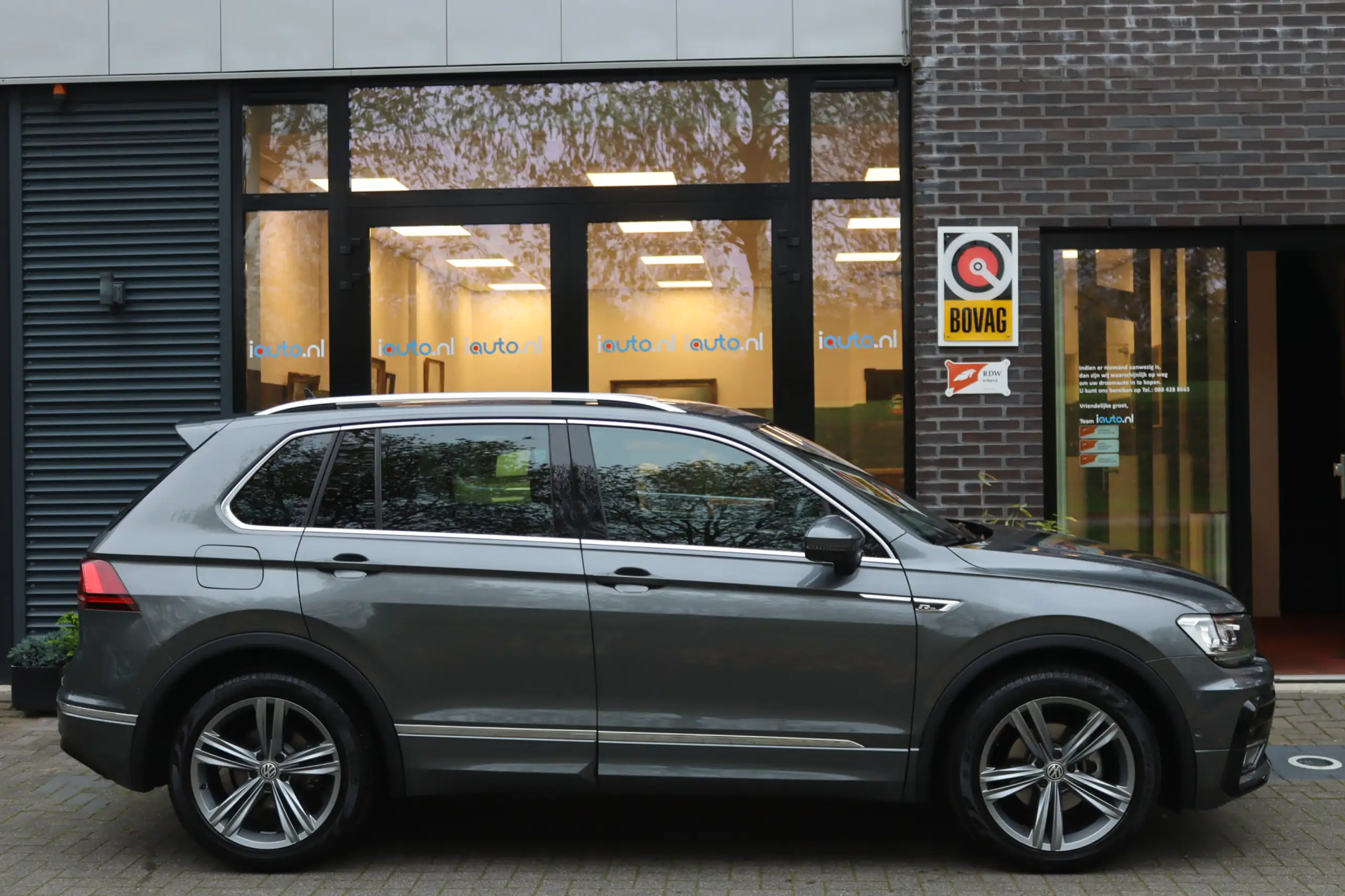 Volkswagen - Tiguan