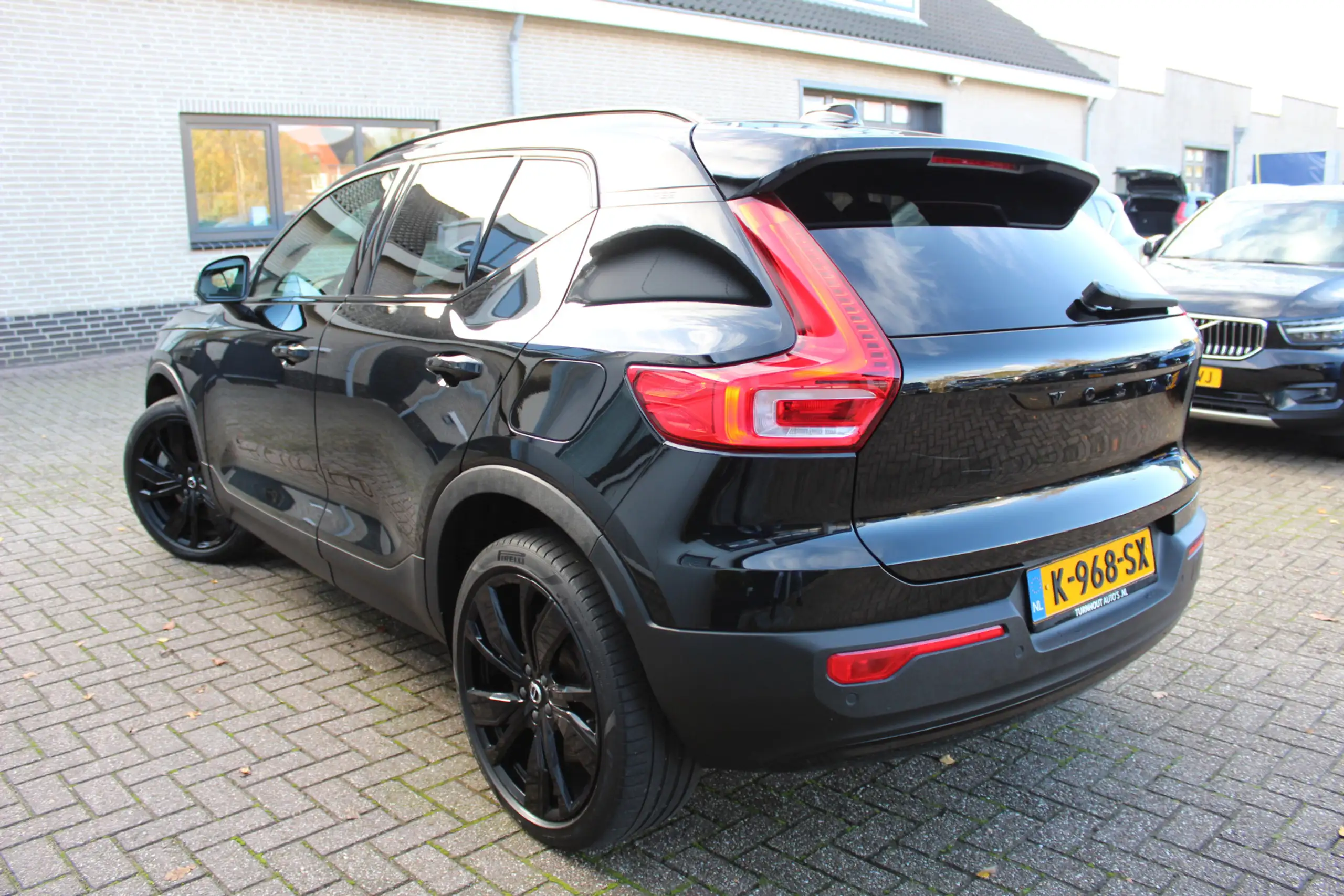 Volvo - XC40