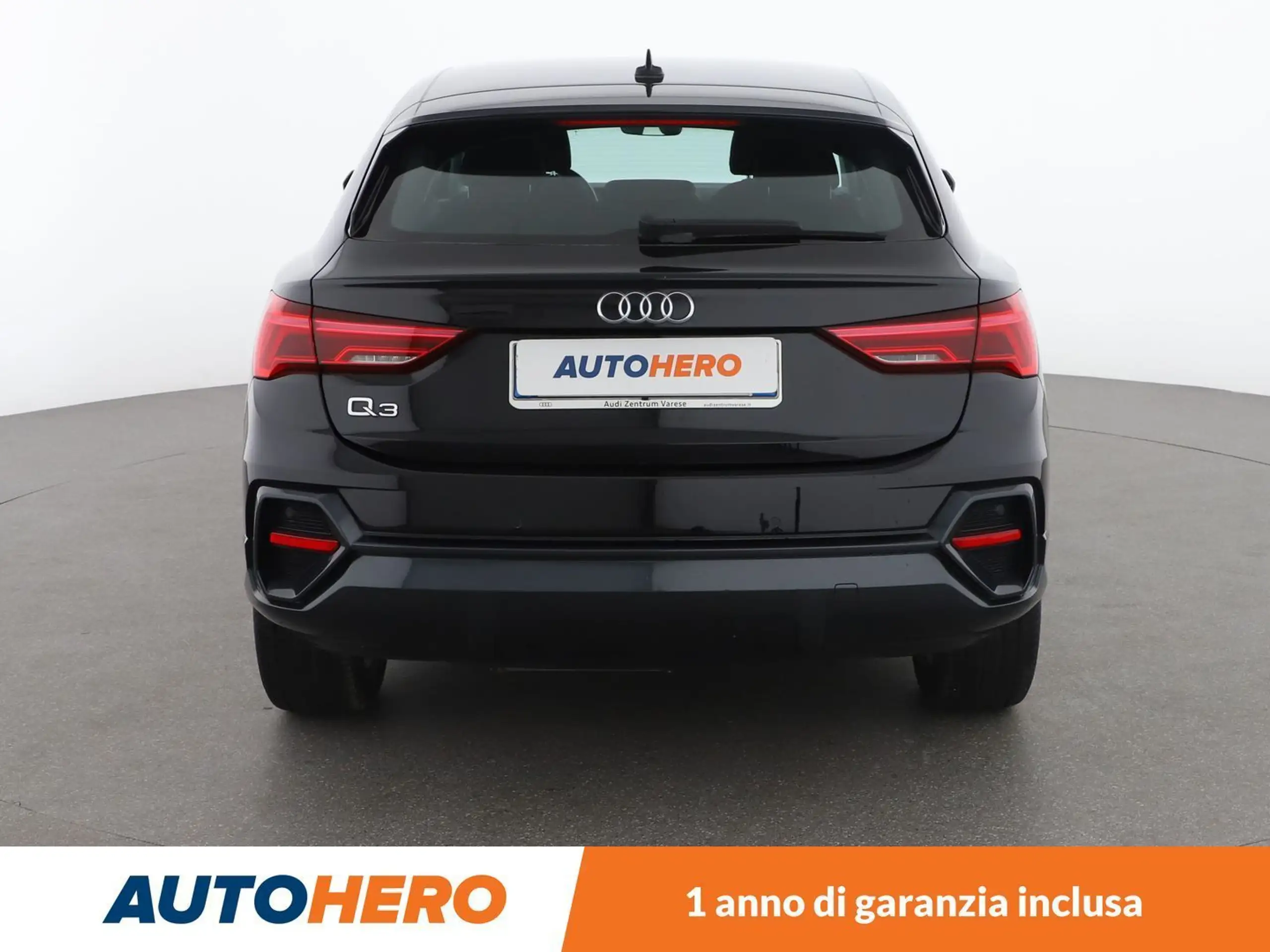 Audi - Q3