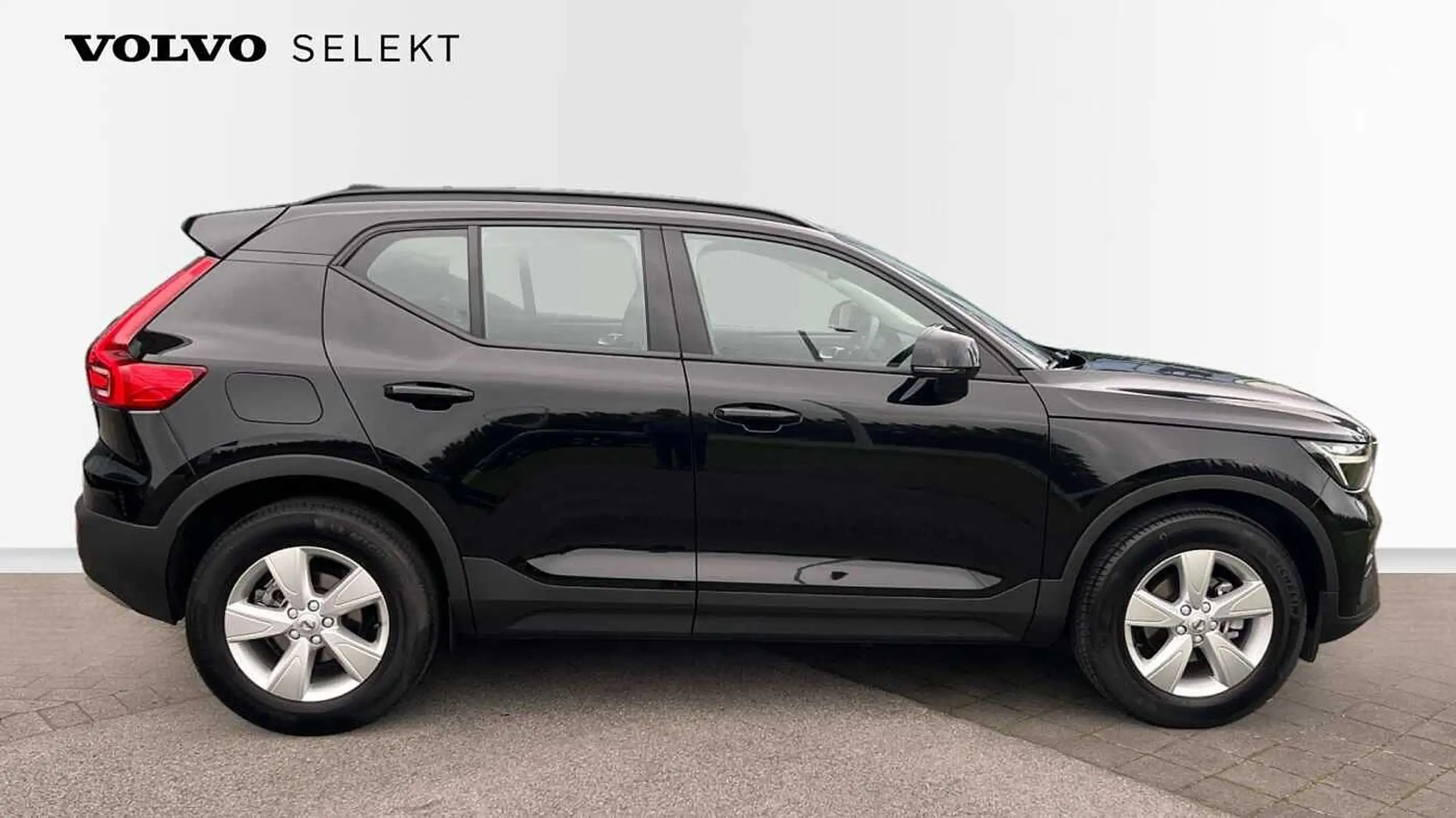 Volvo - XC40