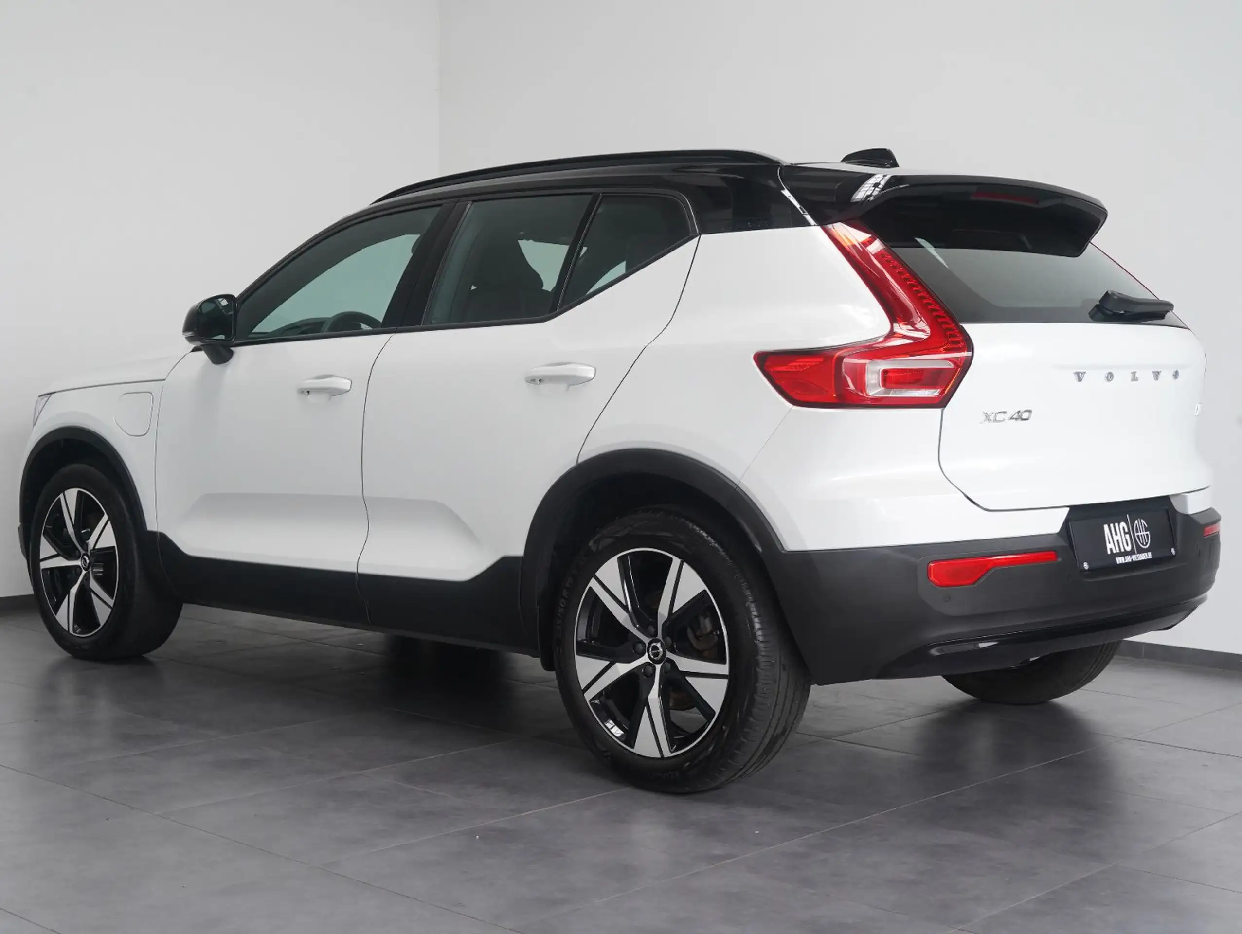 Volvo - XC40