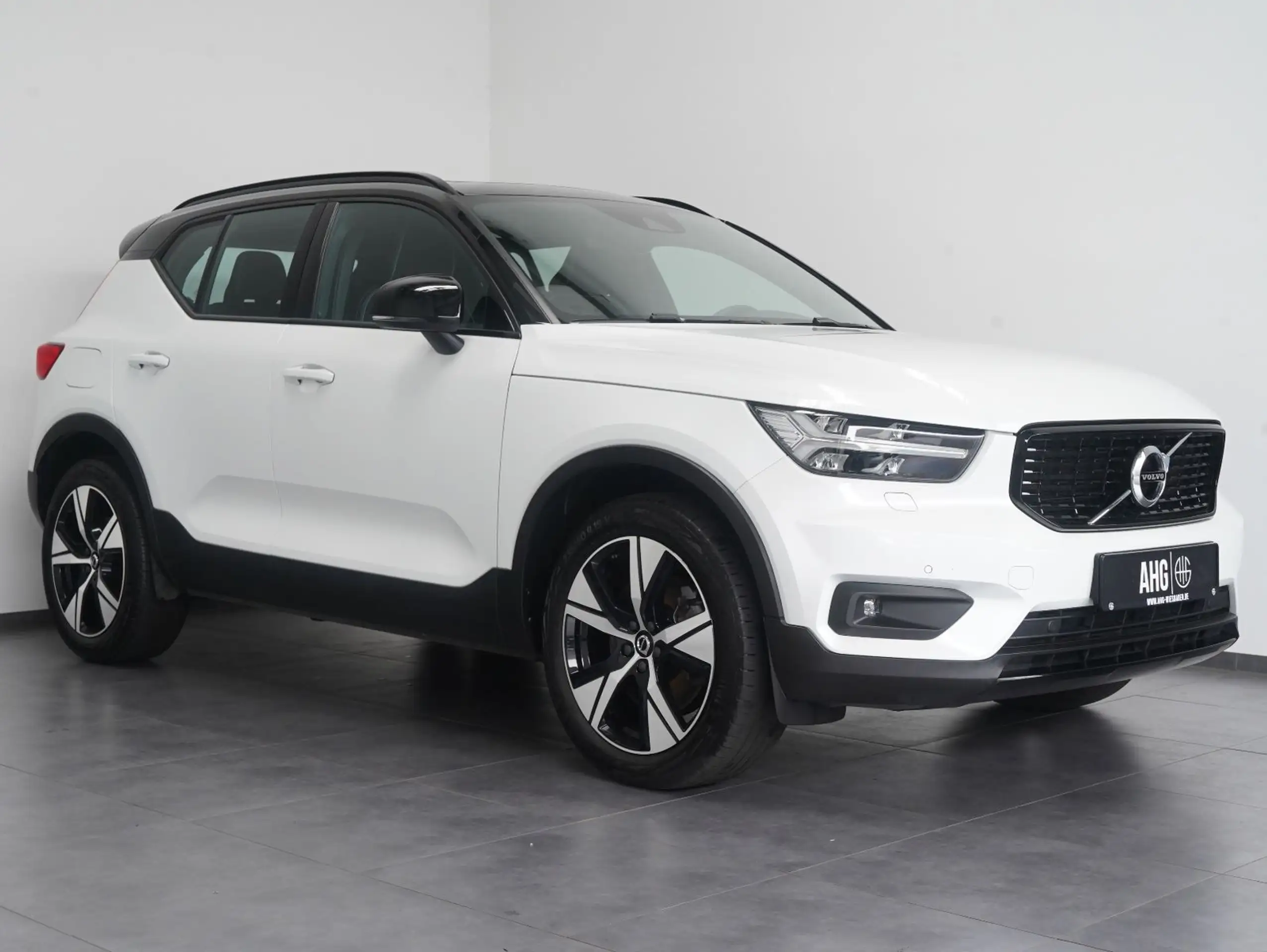 Volvo - XC40