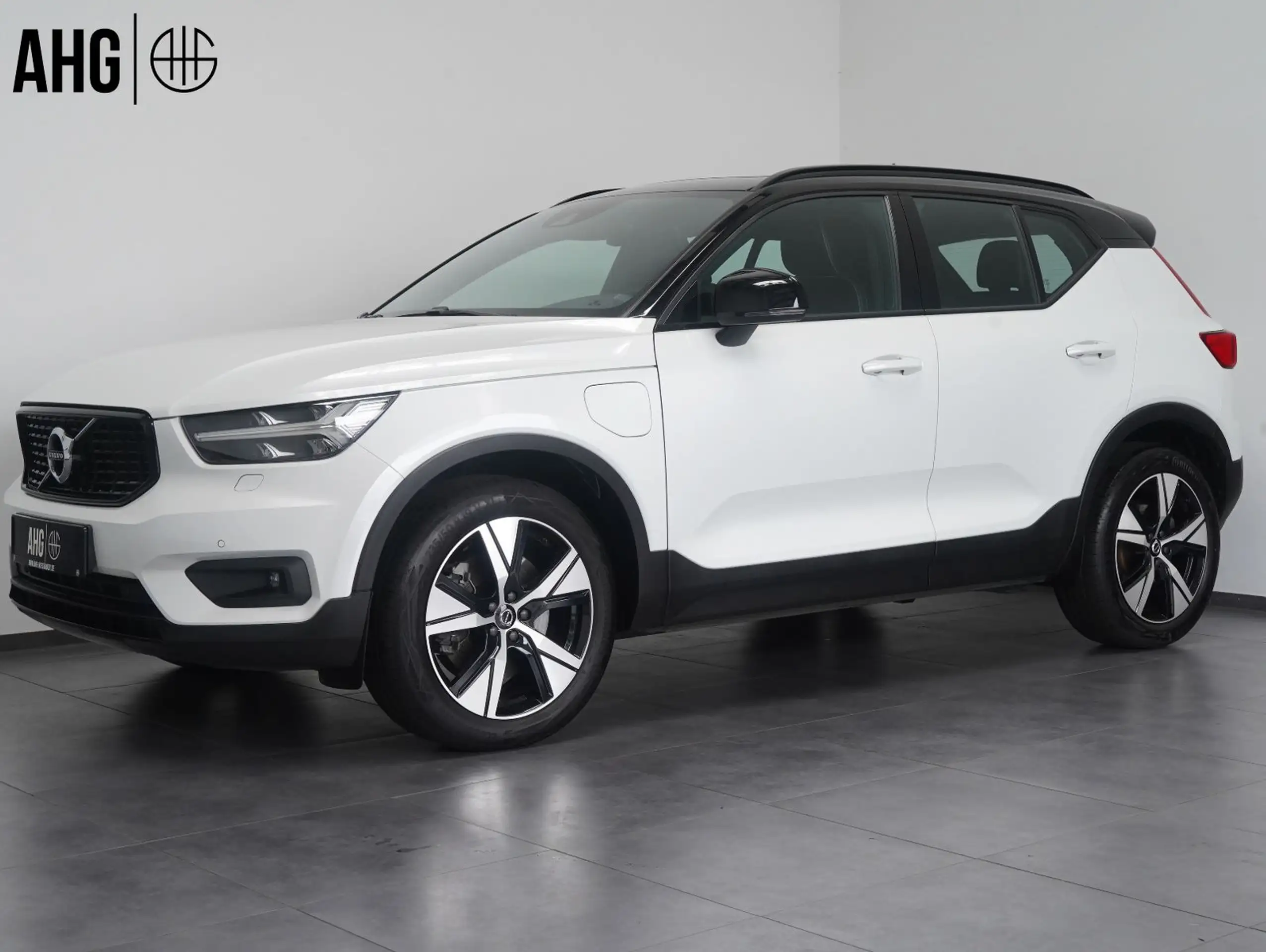 Volvo - XC40