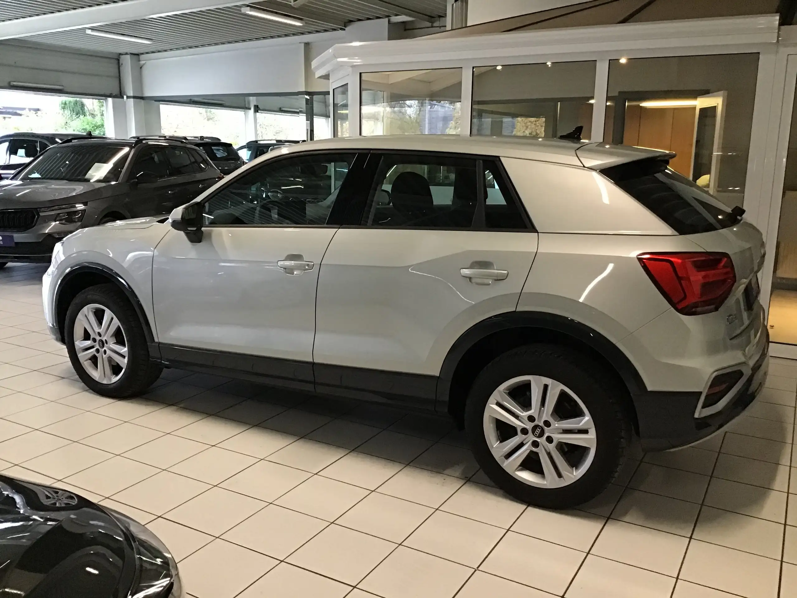 Audi - Q2