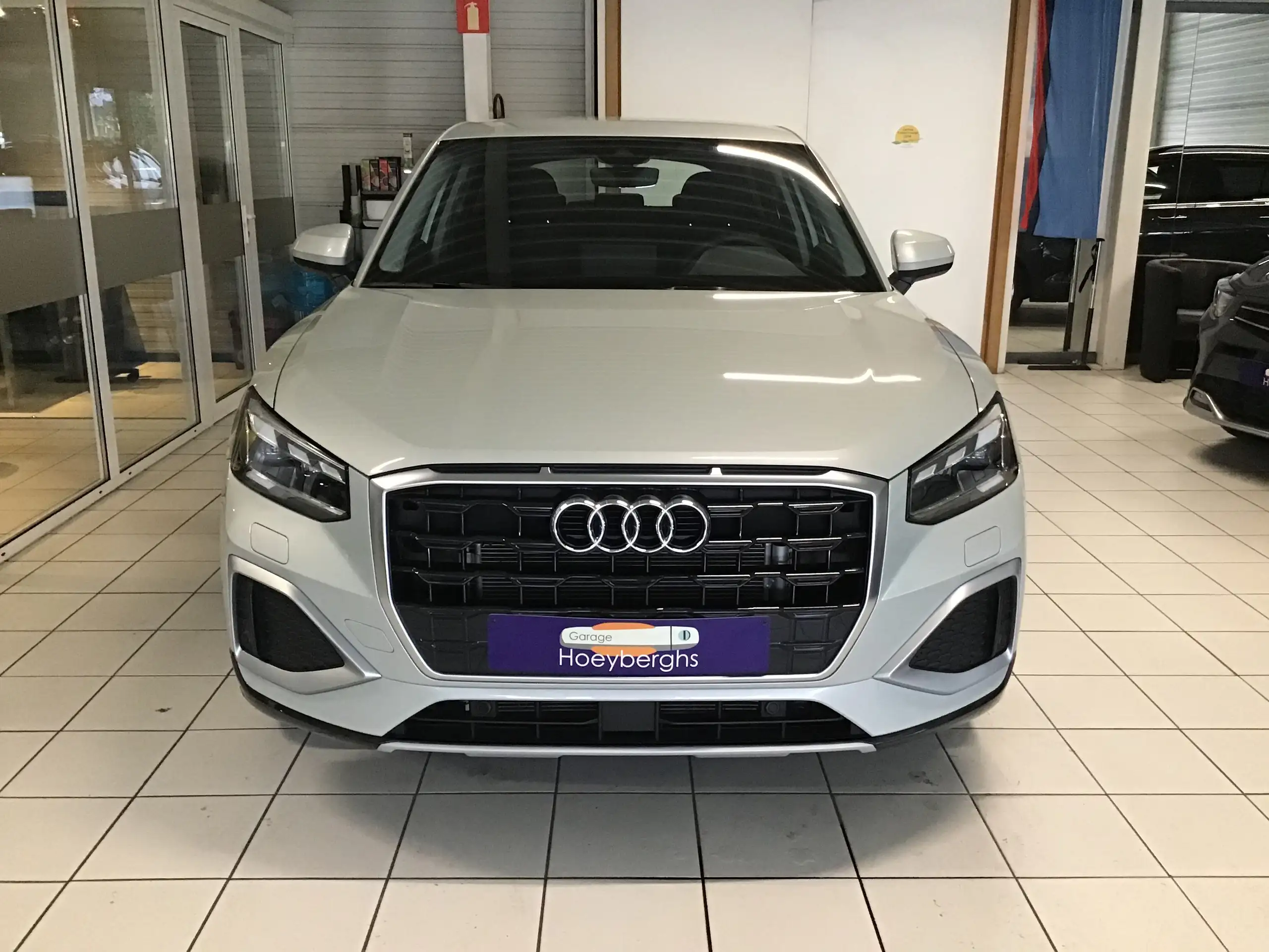 Audi - Q2