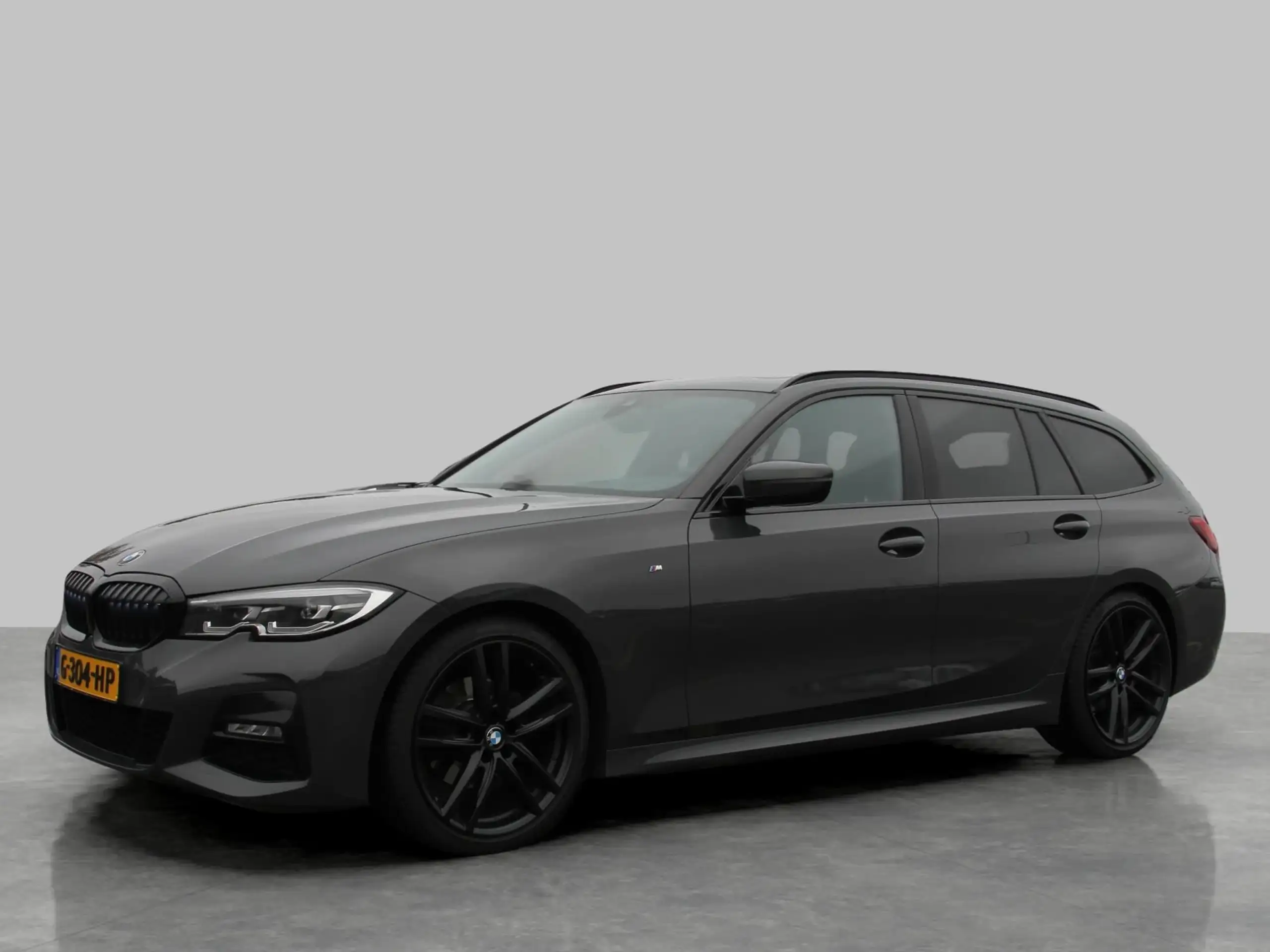 BMW 320 2019