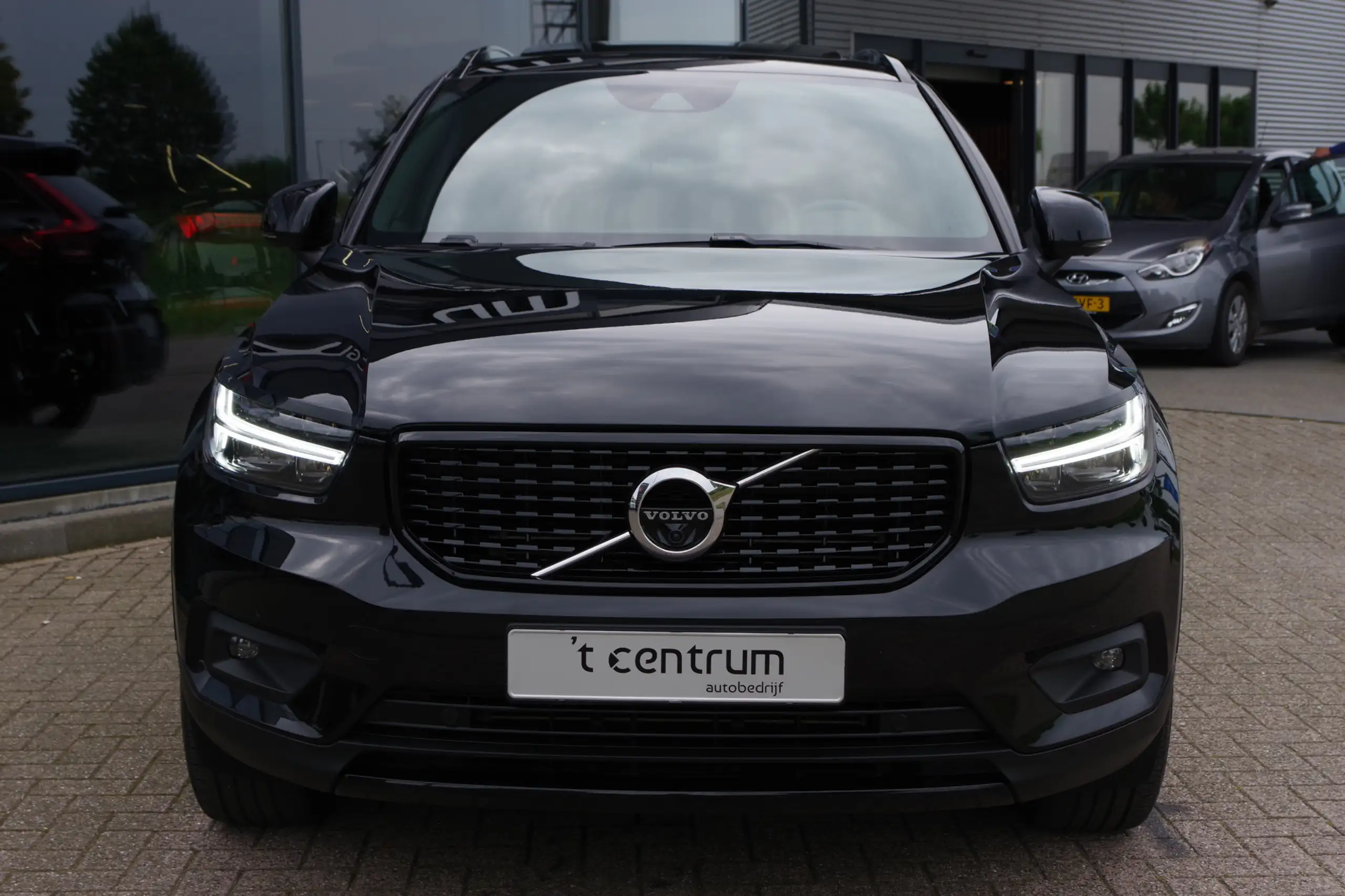 Volvo - XC40