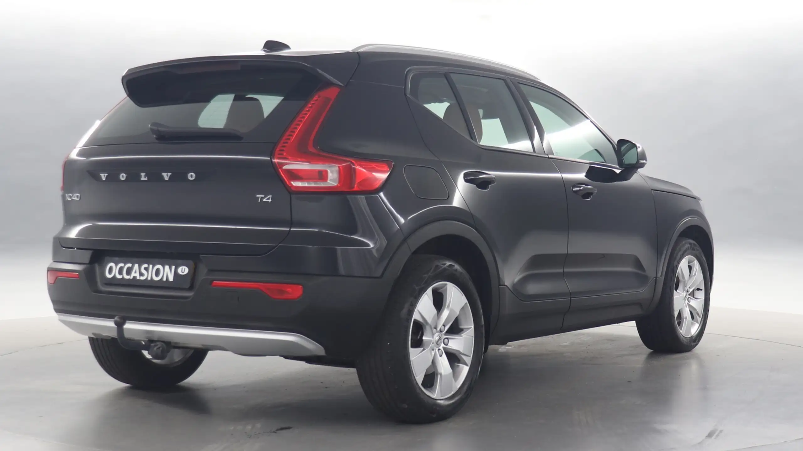 Volvo - XC40