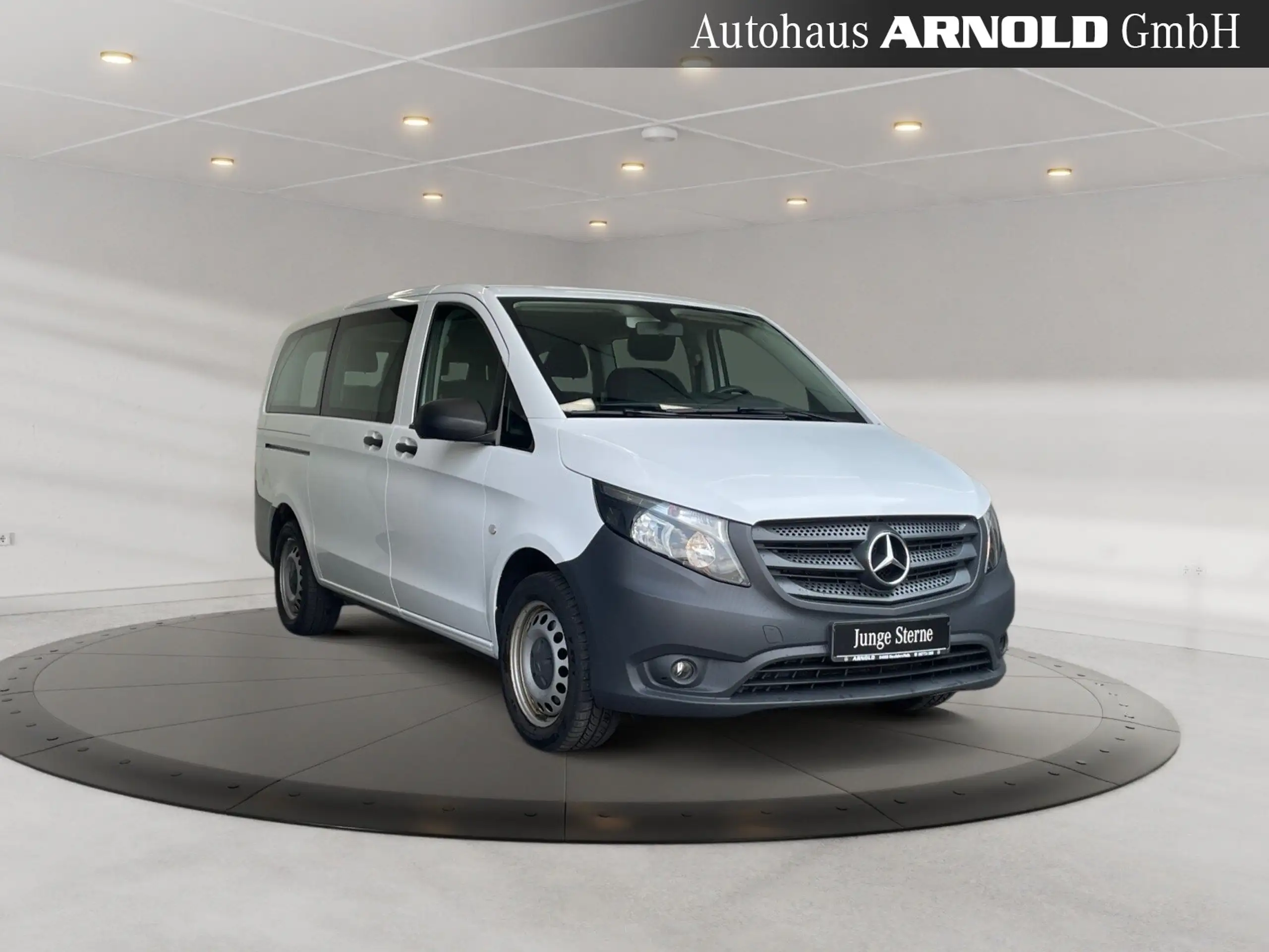 Mercedes-Benz - Vito