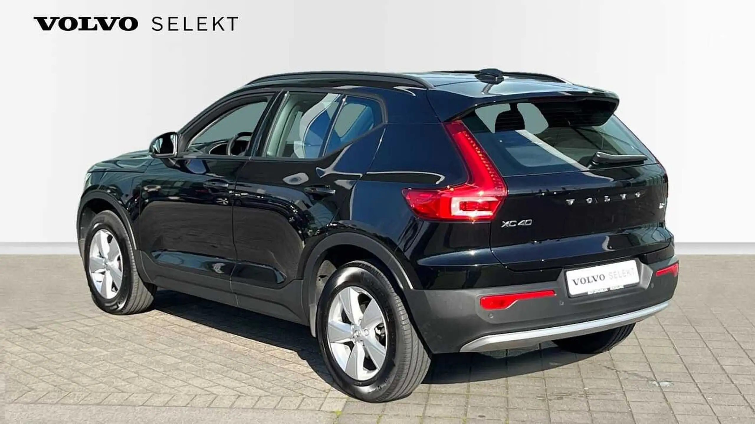 Volvo - XC40