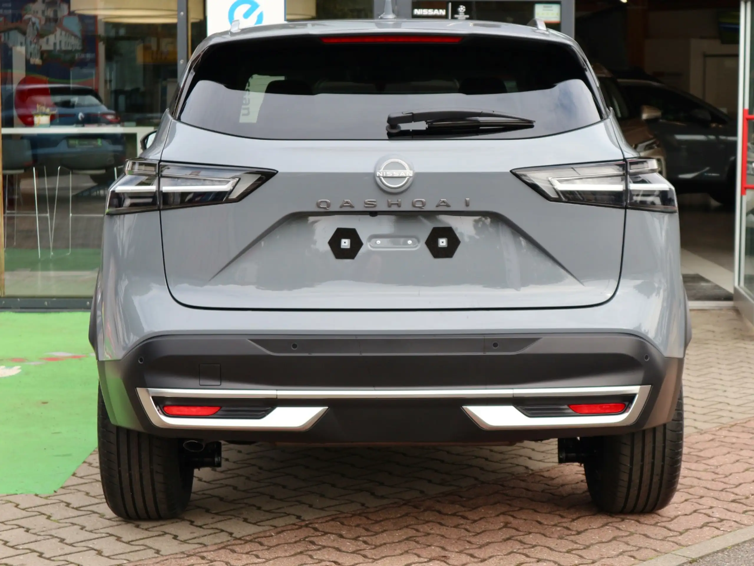 Nissan - Qashqai