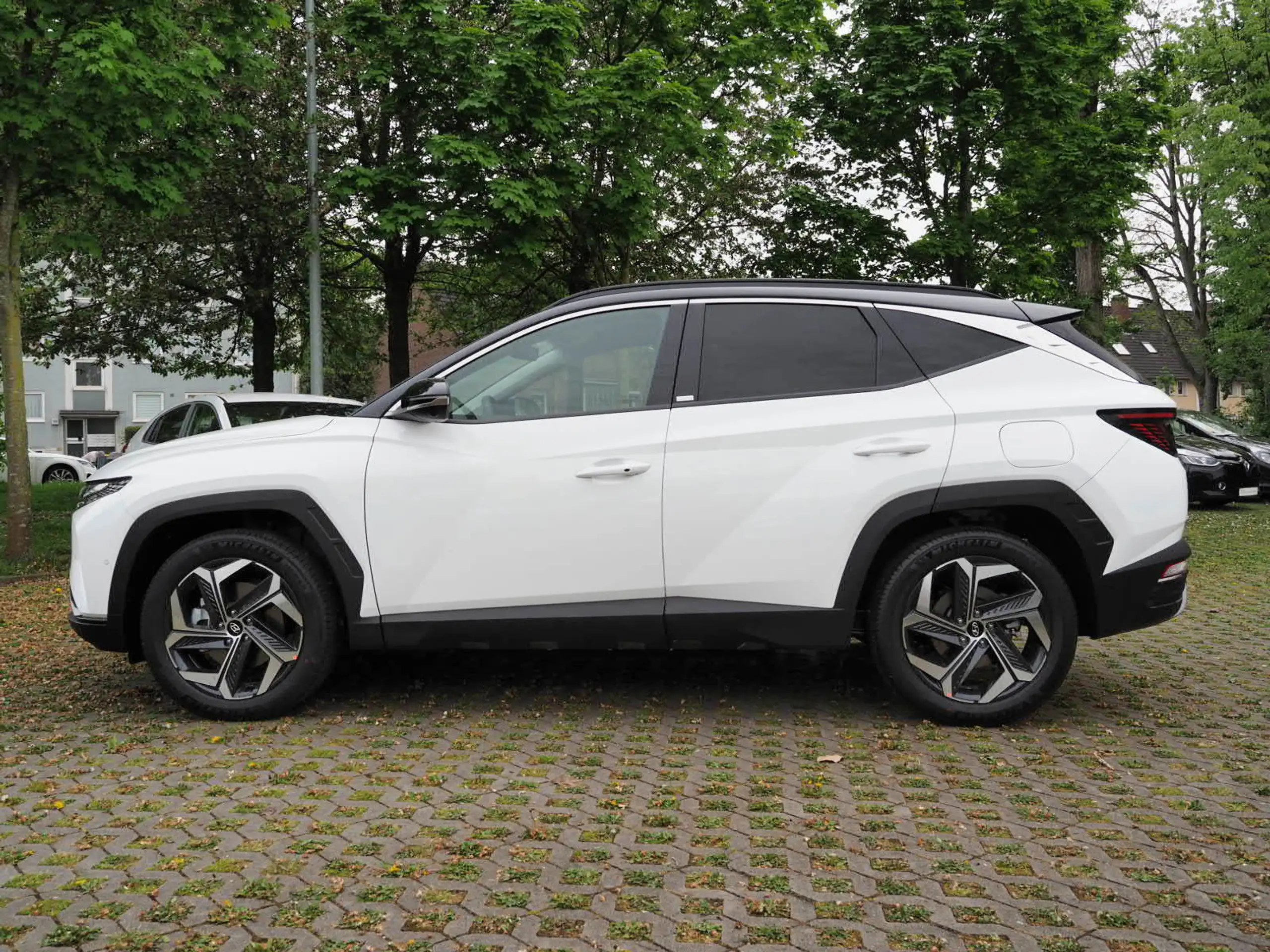 Hyundai - TUCSON