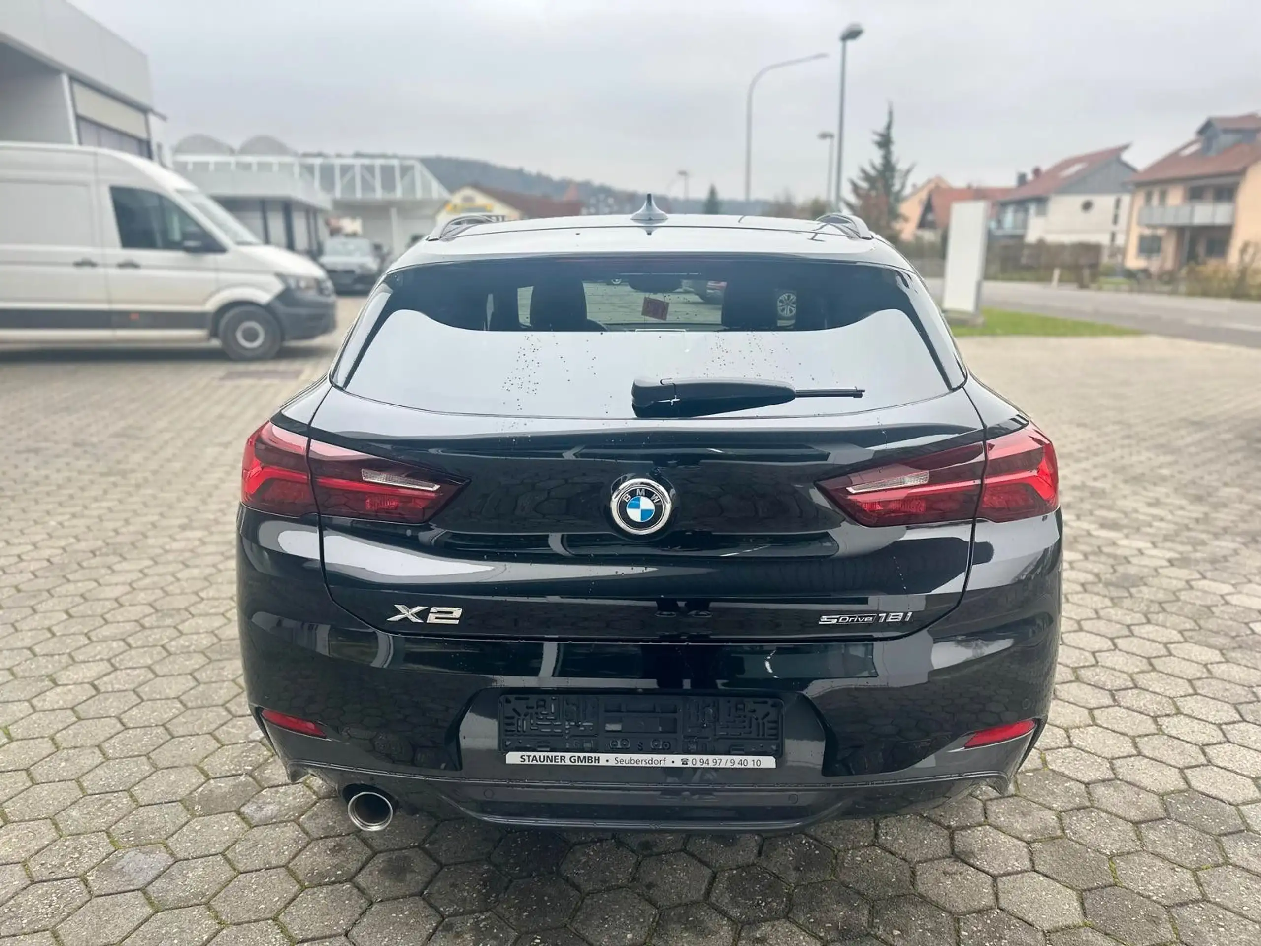 BMW - X2