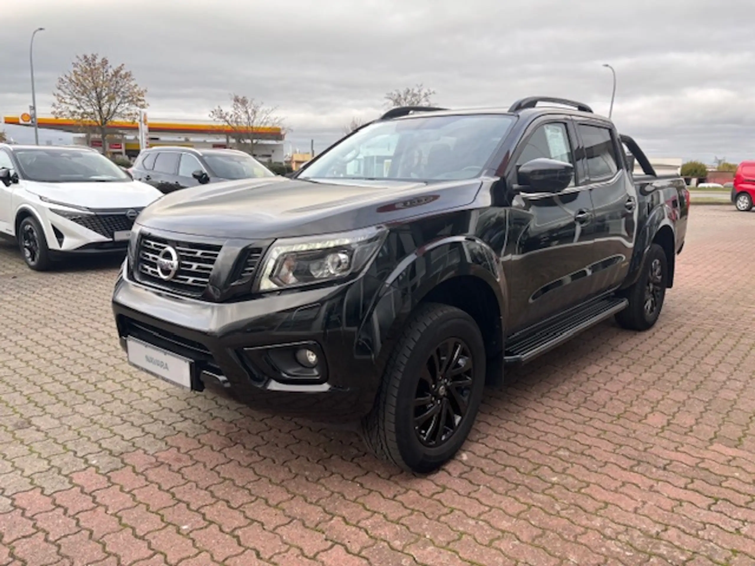 Nissan - Navara