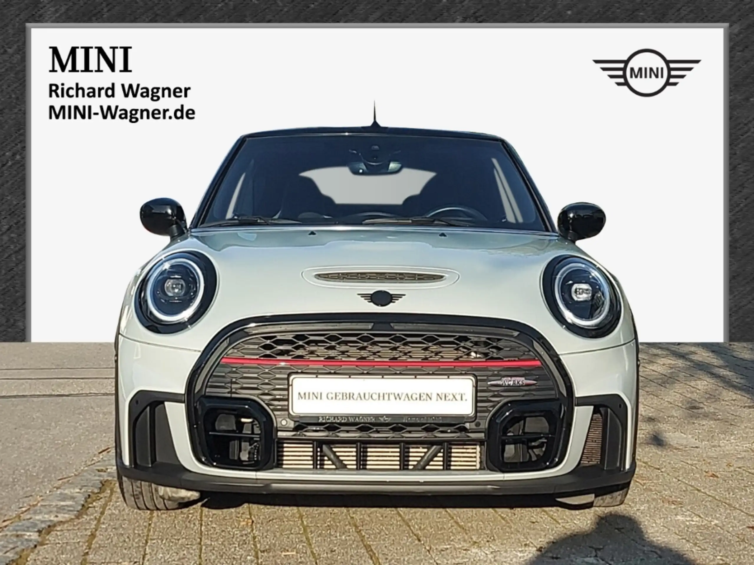 MINI - John Cooper Works Cabrio