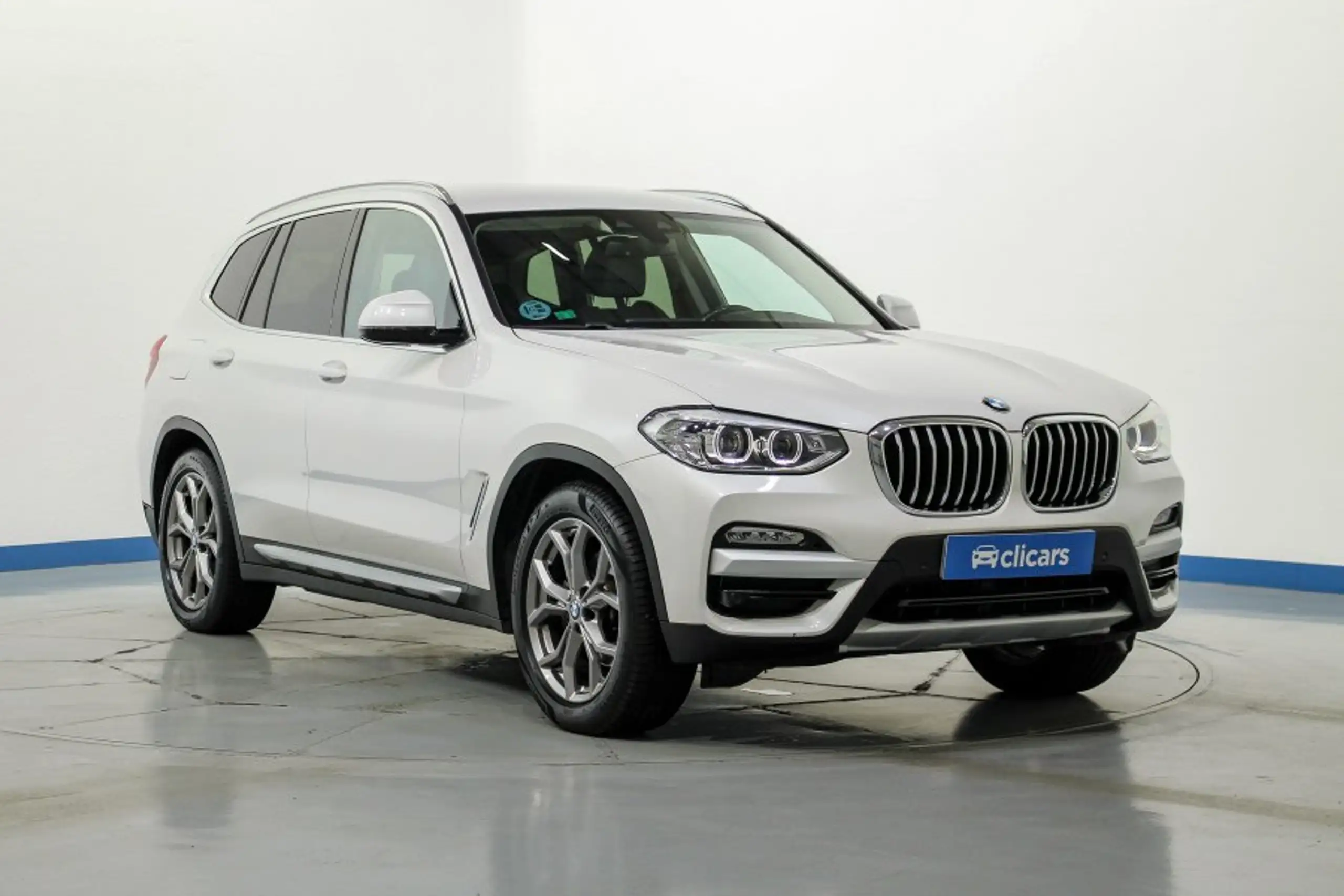 BMW - X3