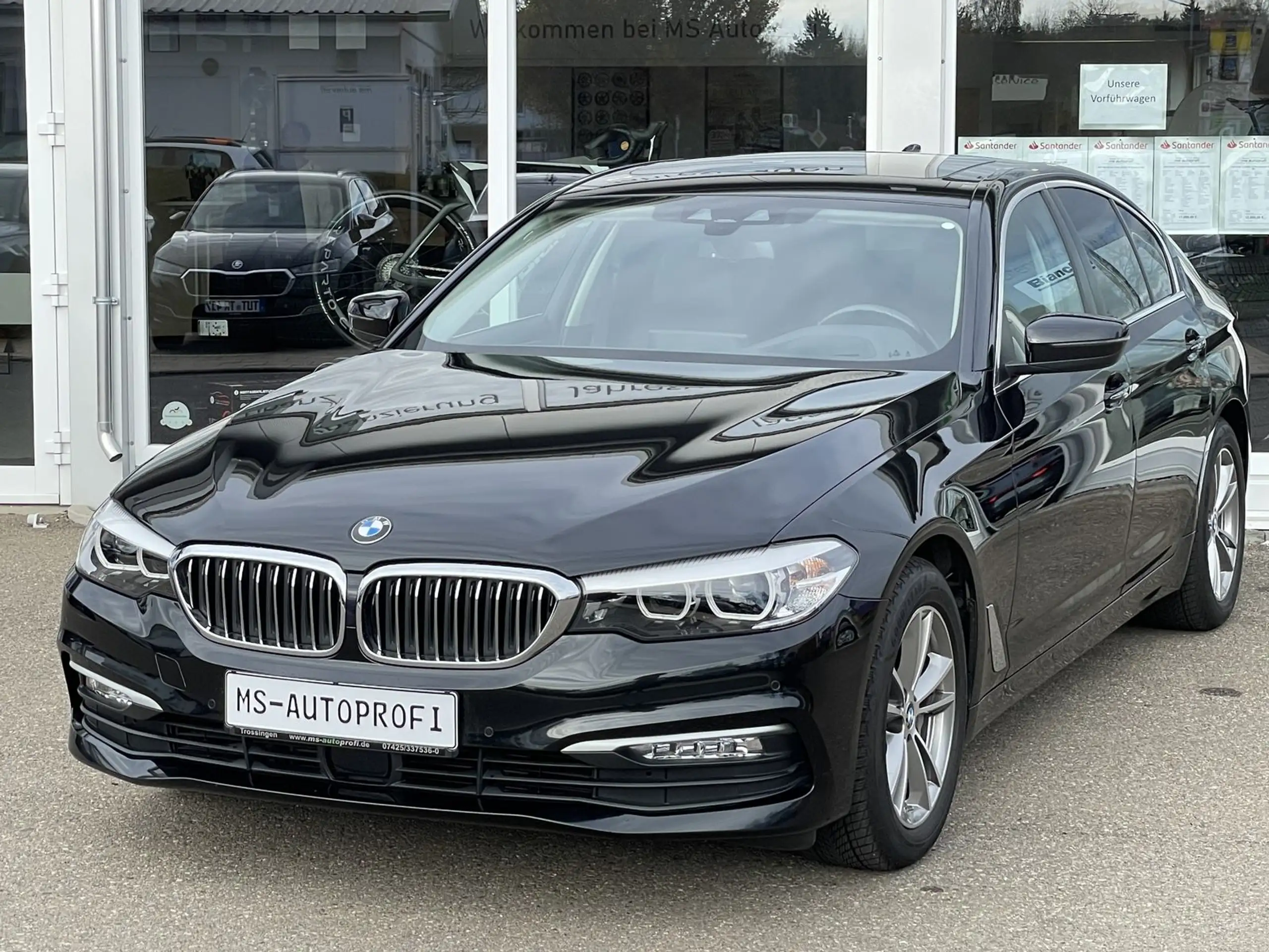 BMW - 530