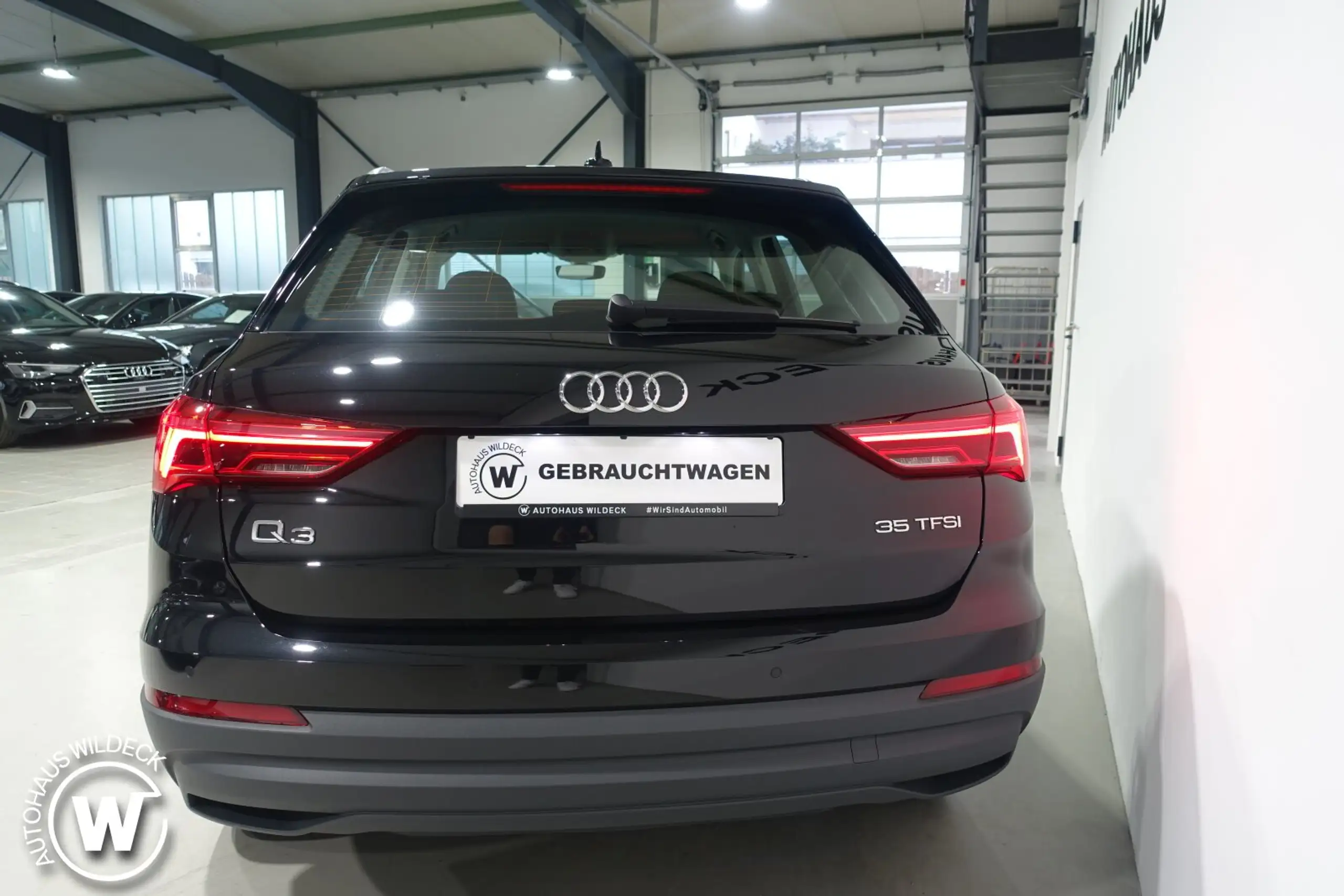 Audi - Q3