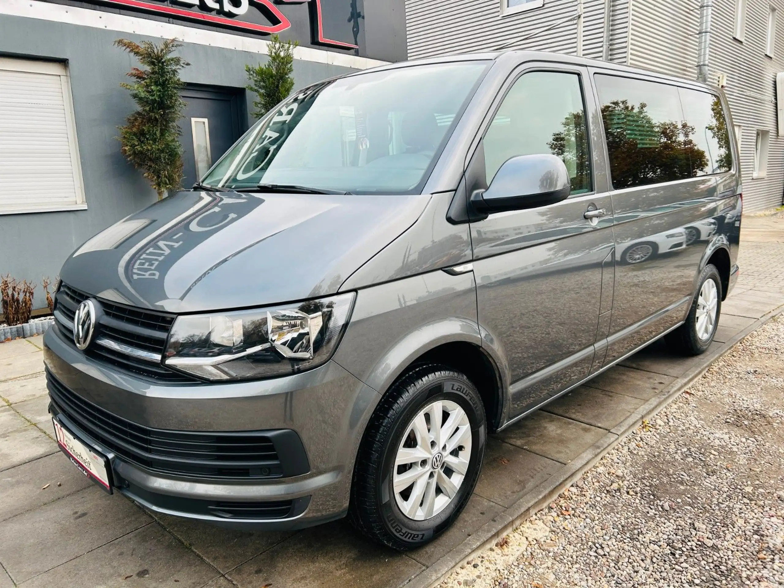 Volkswagen - T6 Transporter