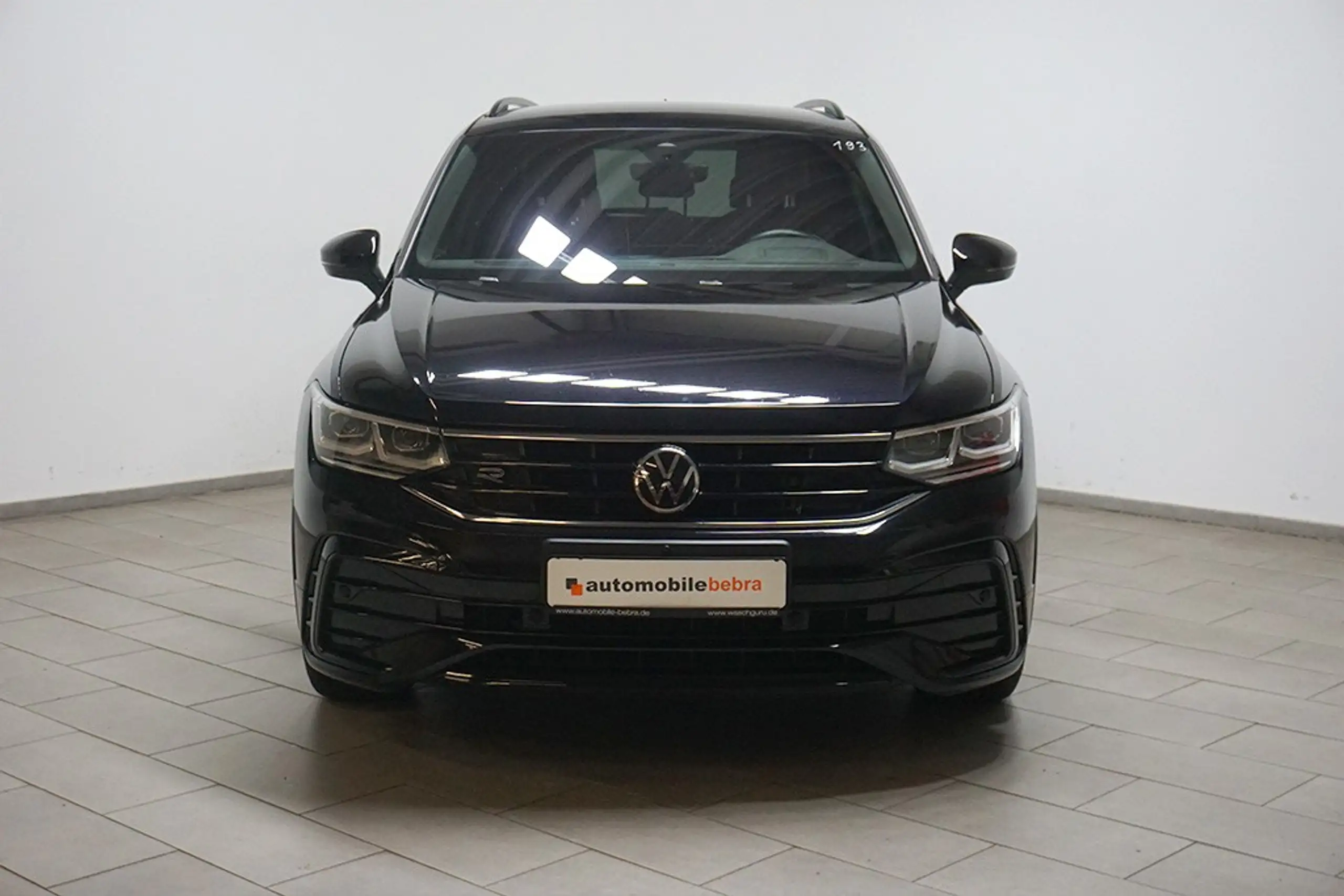 Volkswagen - Tiguan