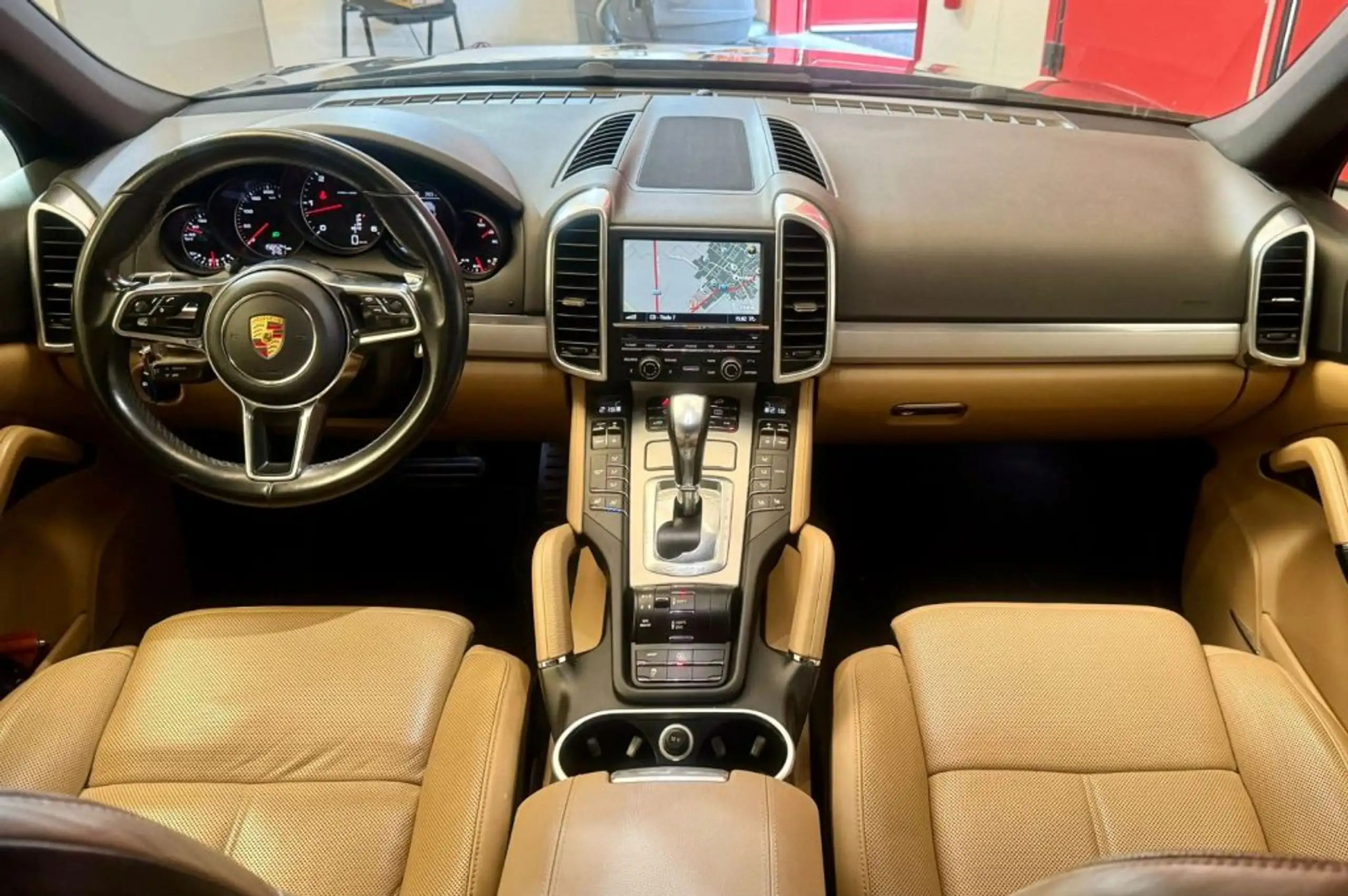 Porsche - Cayenne