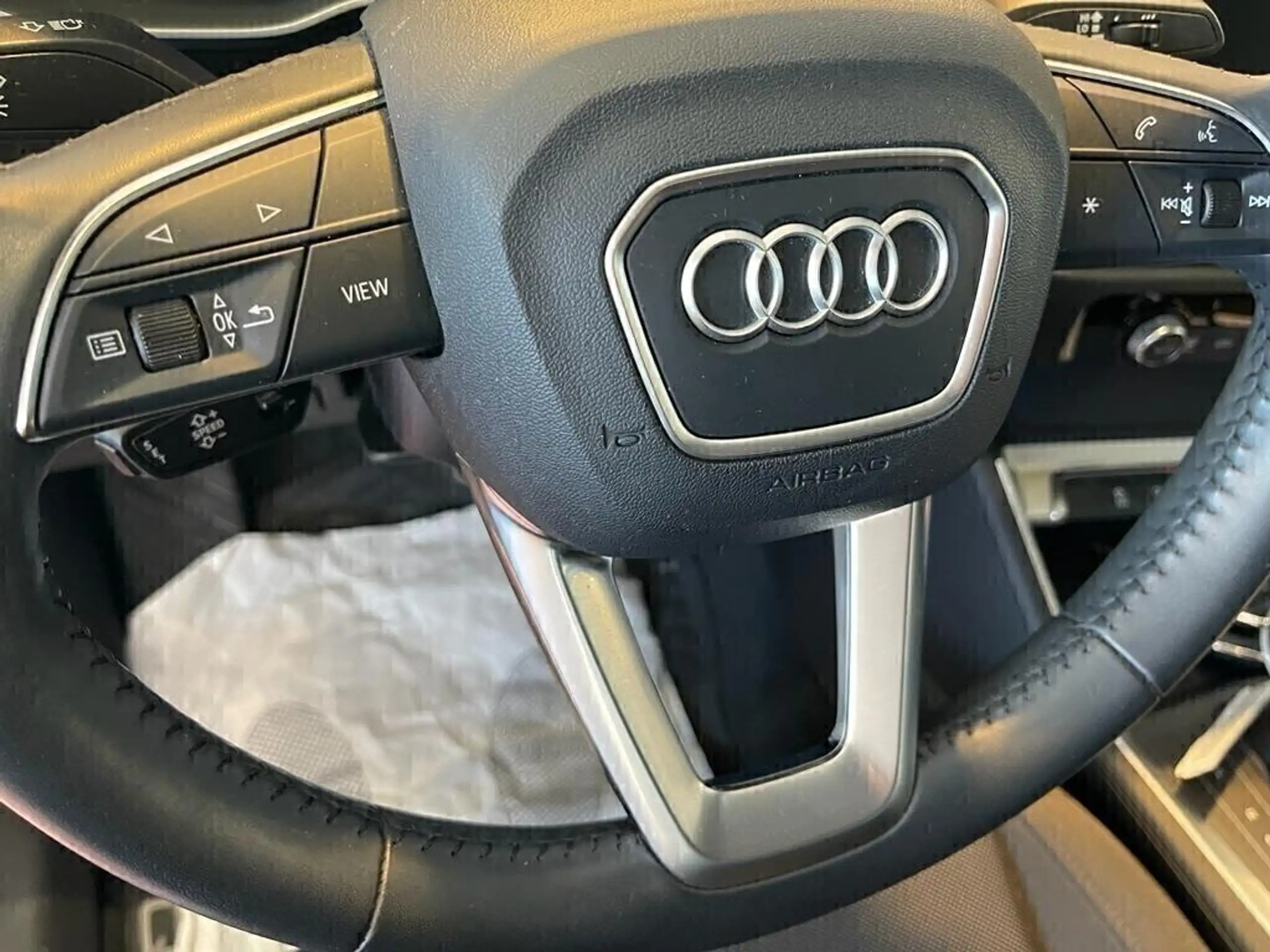 Audi - Q3