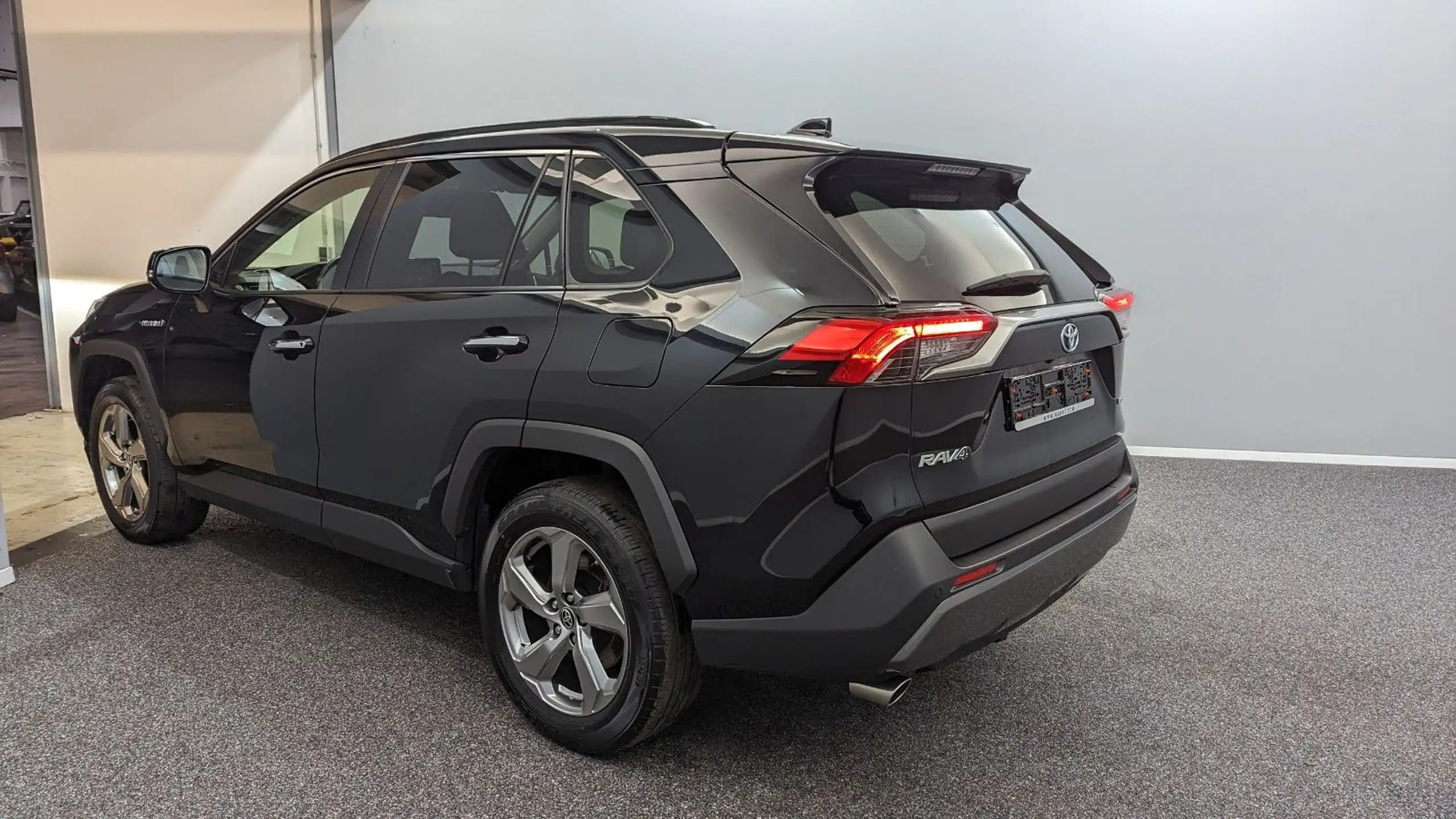 Toyota - RAV 4