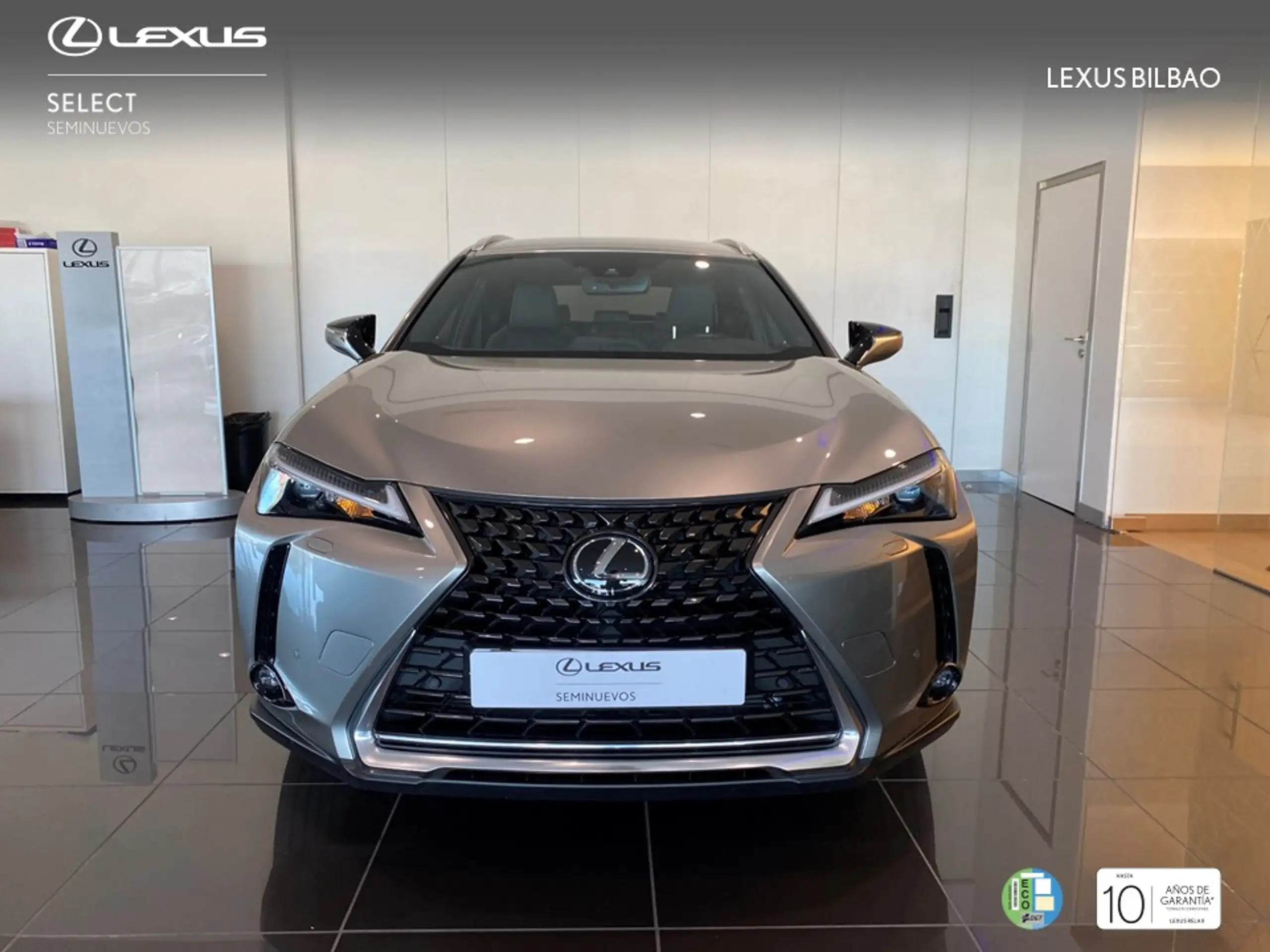 Lexus - UX 250h