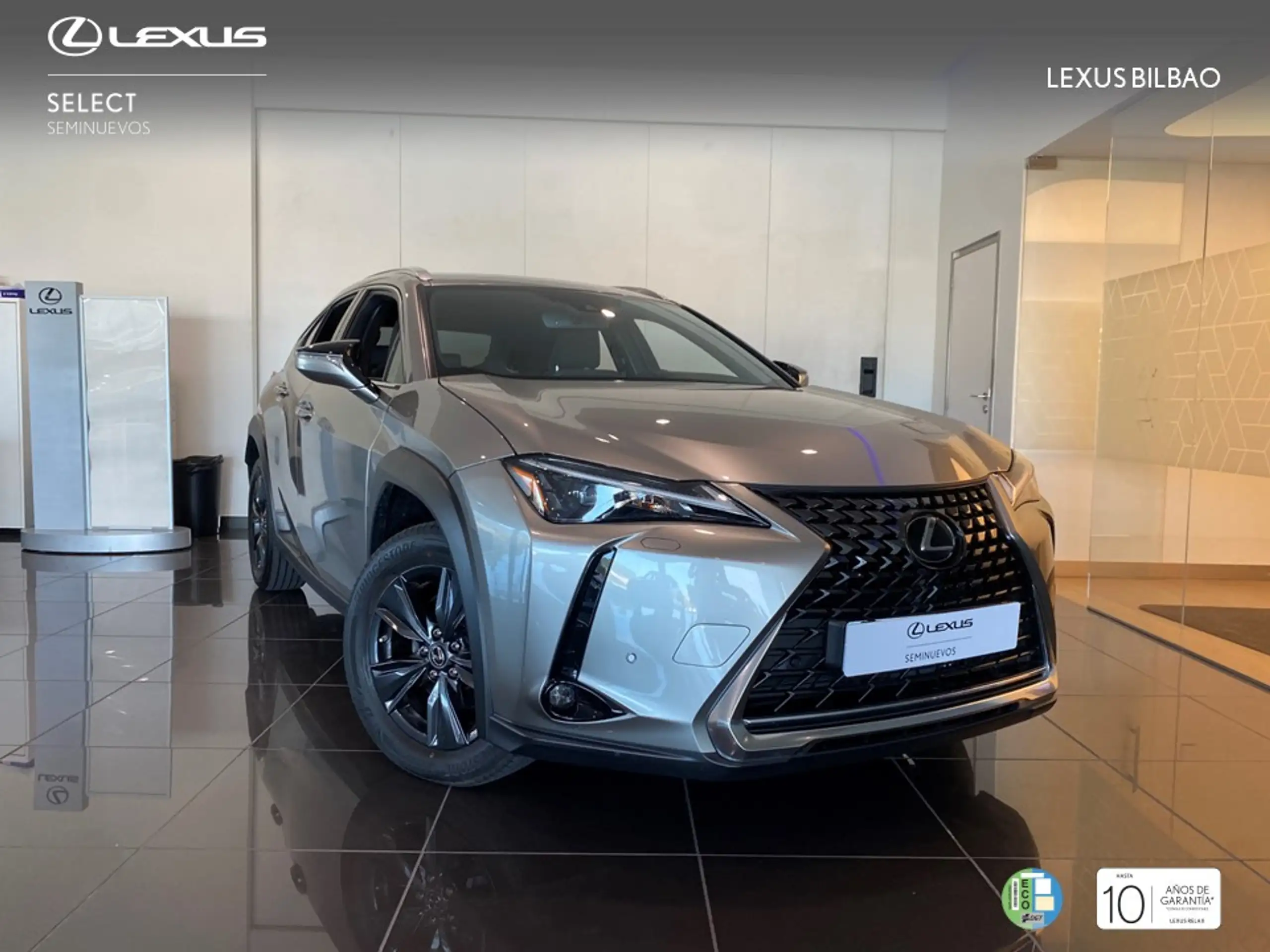 Lexus - UX 250h