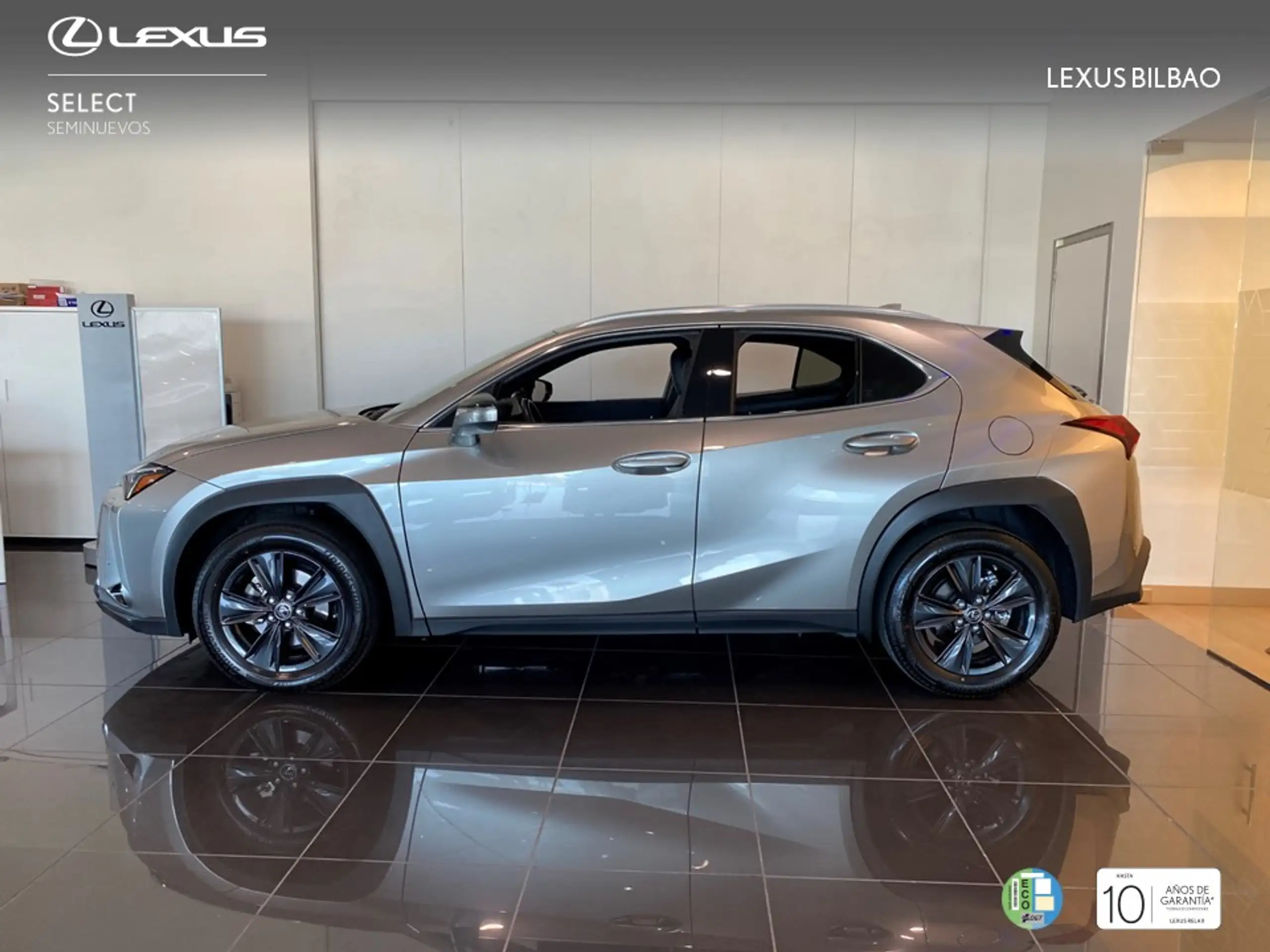 Lexus - UX 250h