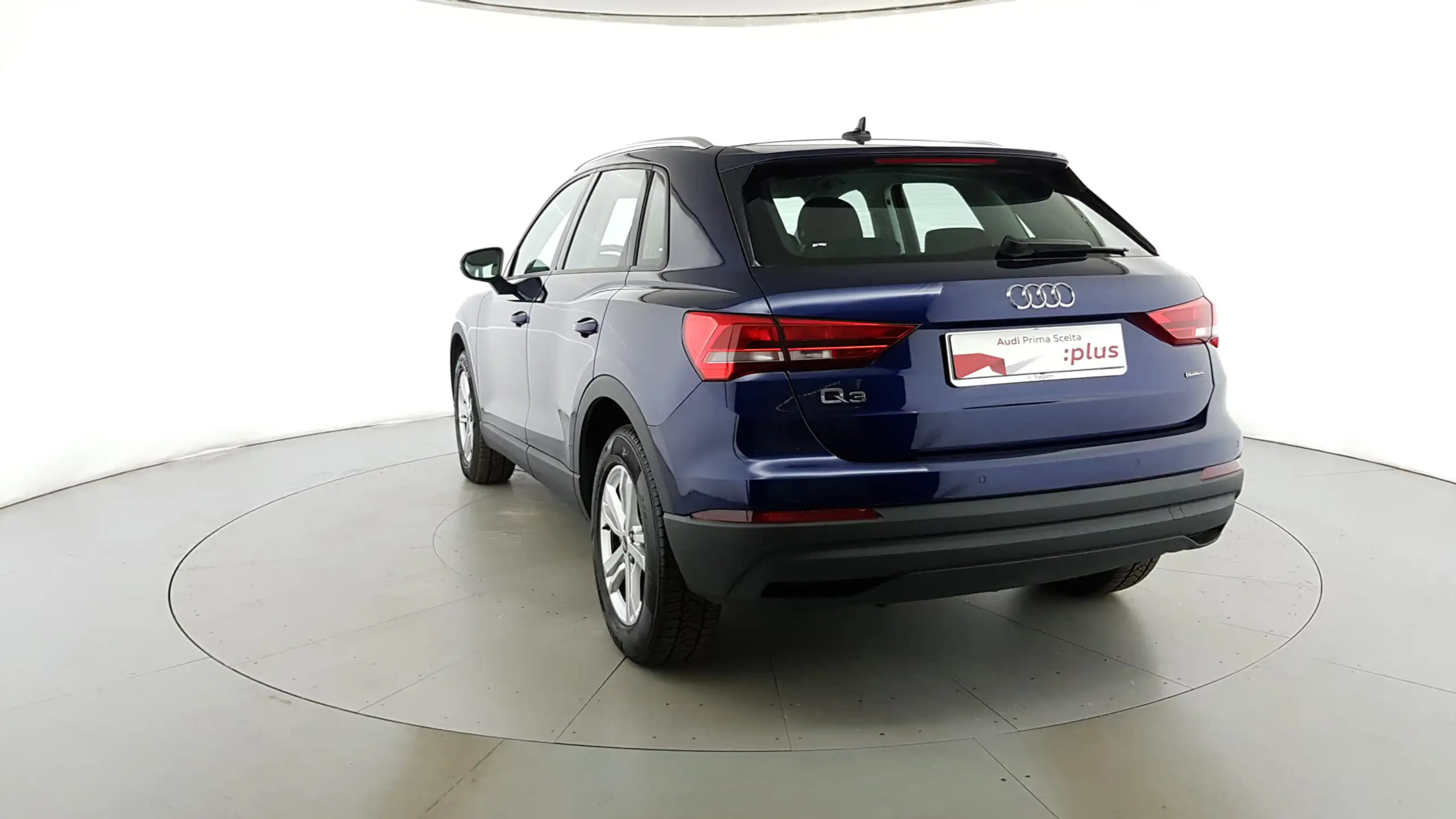 Audi - Q3