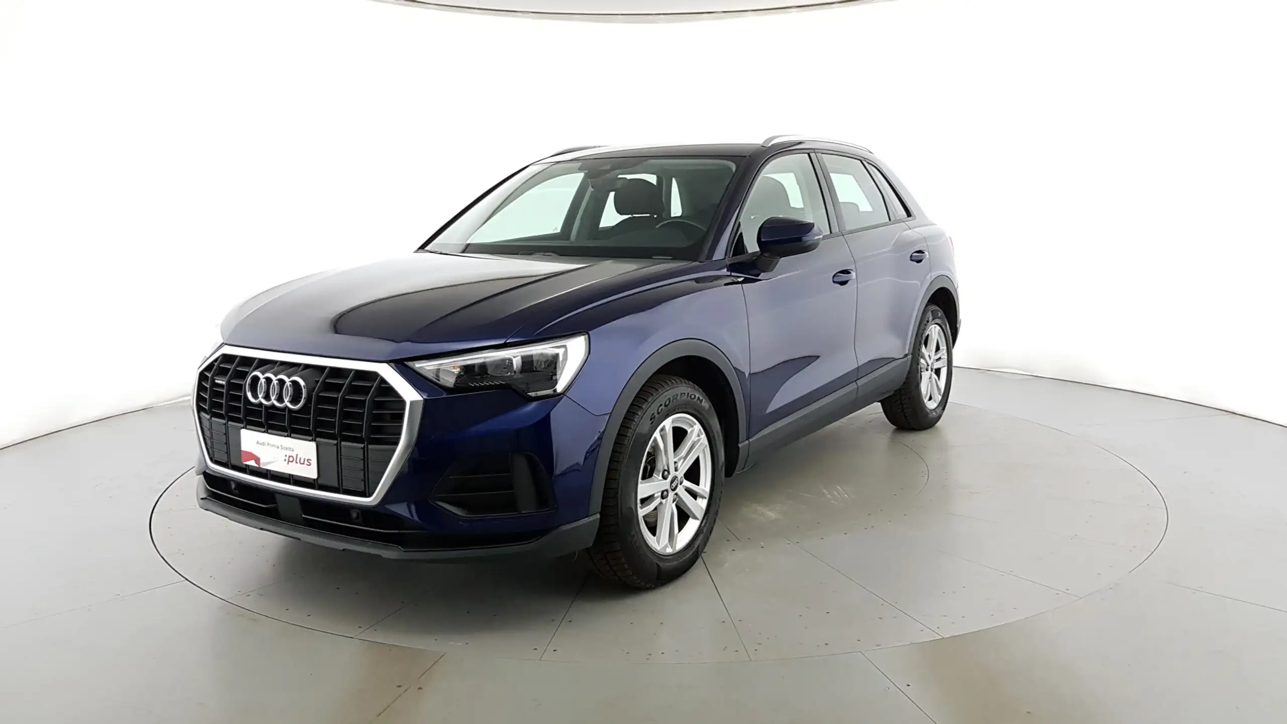 Audi - Q3