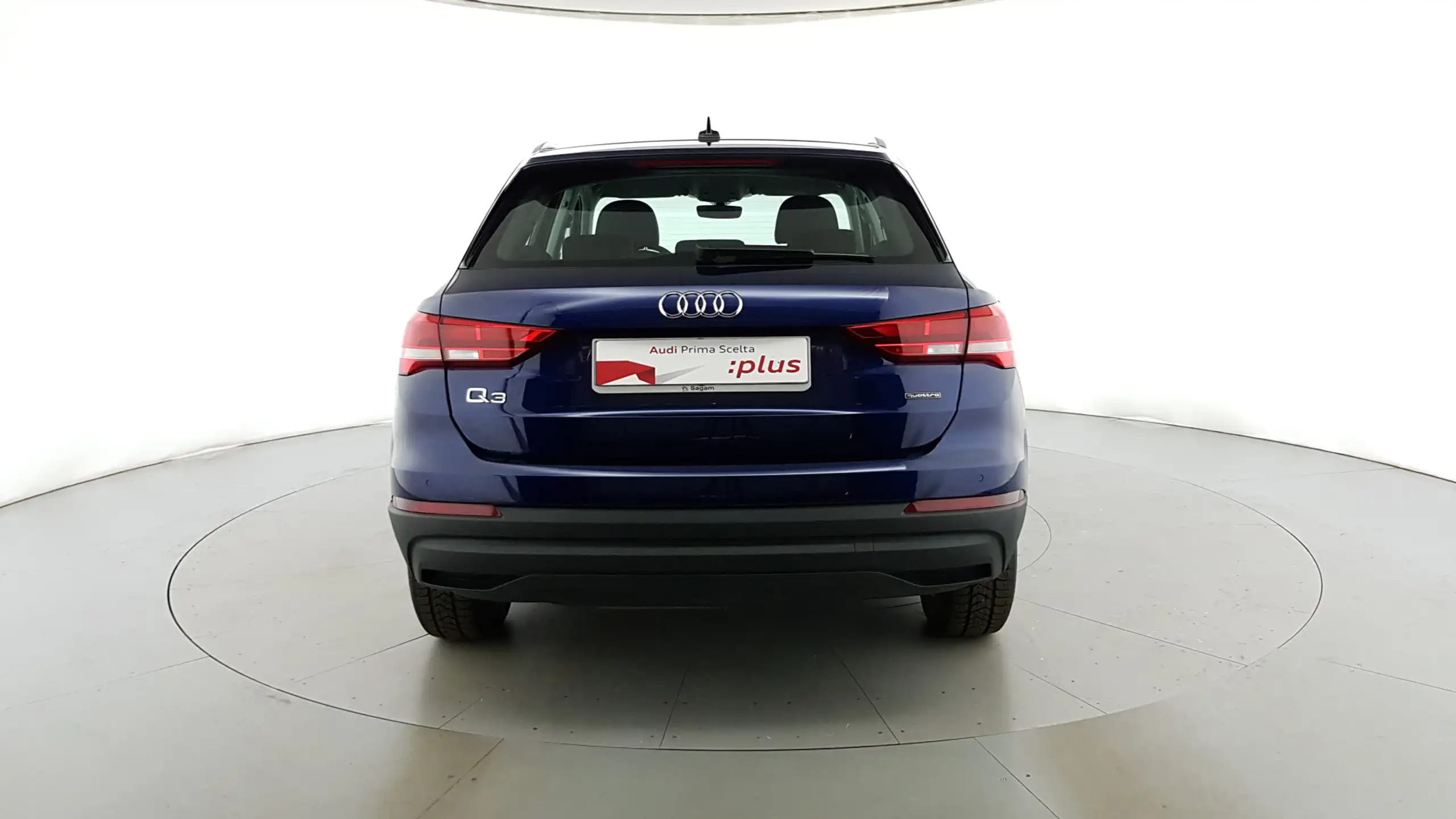 Audi - Q3