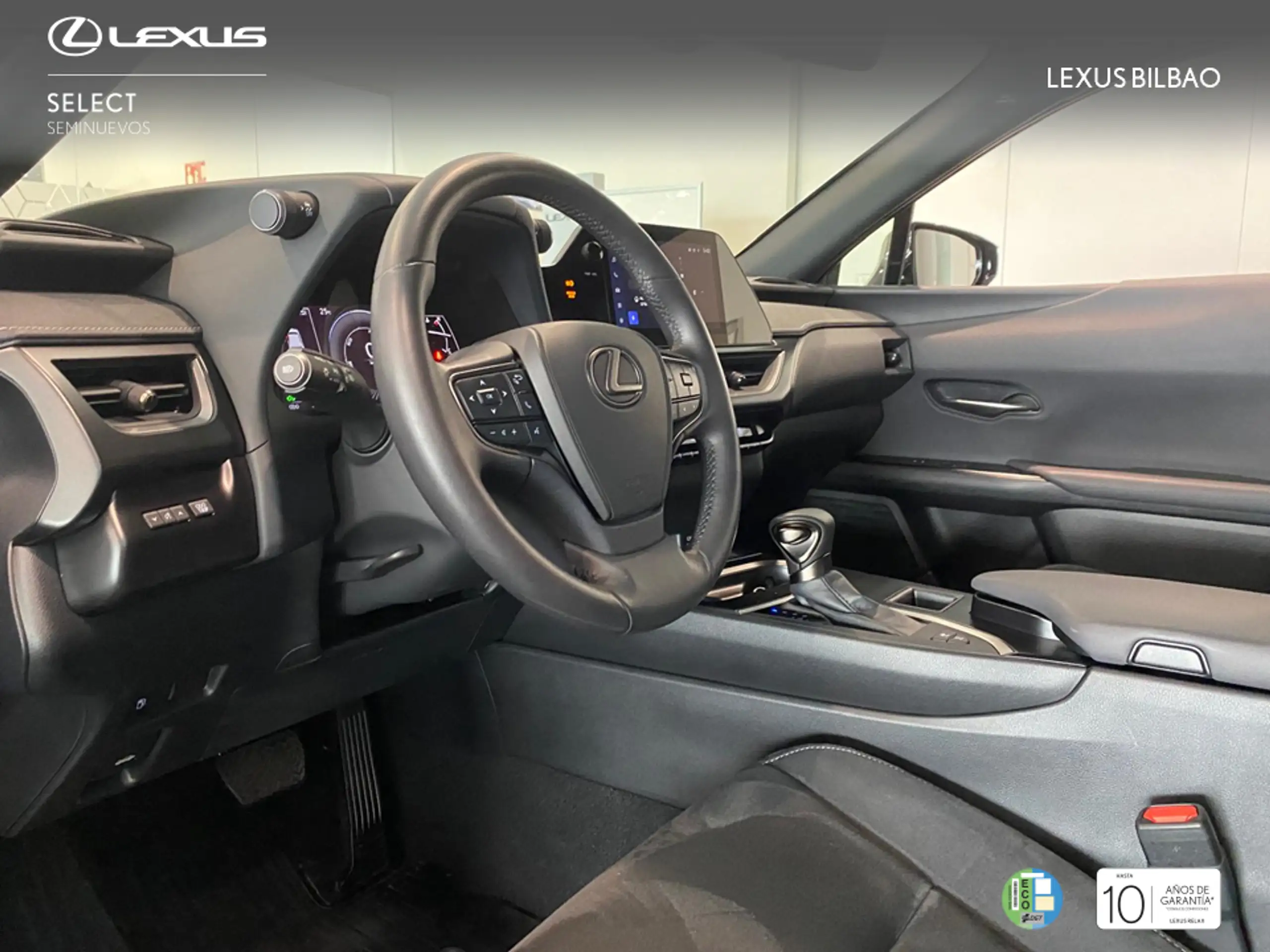 Lexus - UX 250h